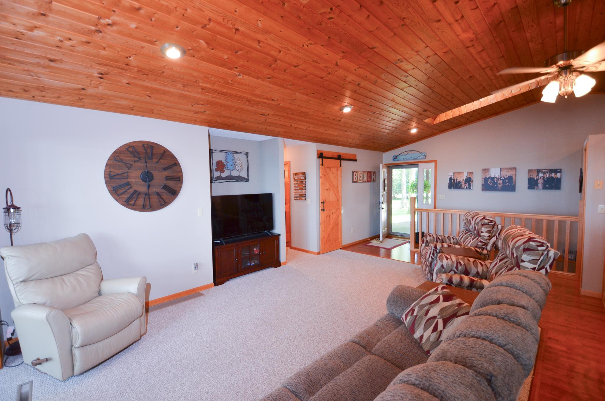 1992 single family home for sale at 42270 Grace Etta Road in Henning, MN — 3 bed, 3 bath (photo 37 of 64)