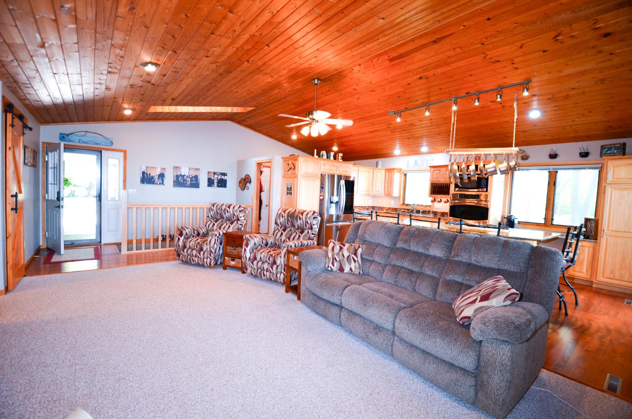 1992 single family home for sale at 42270 Grace Etta Road in Henning, MN — 3 bed, 3 bath (photo 38 of 64)