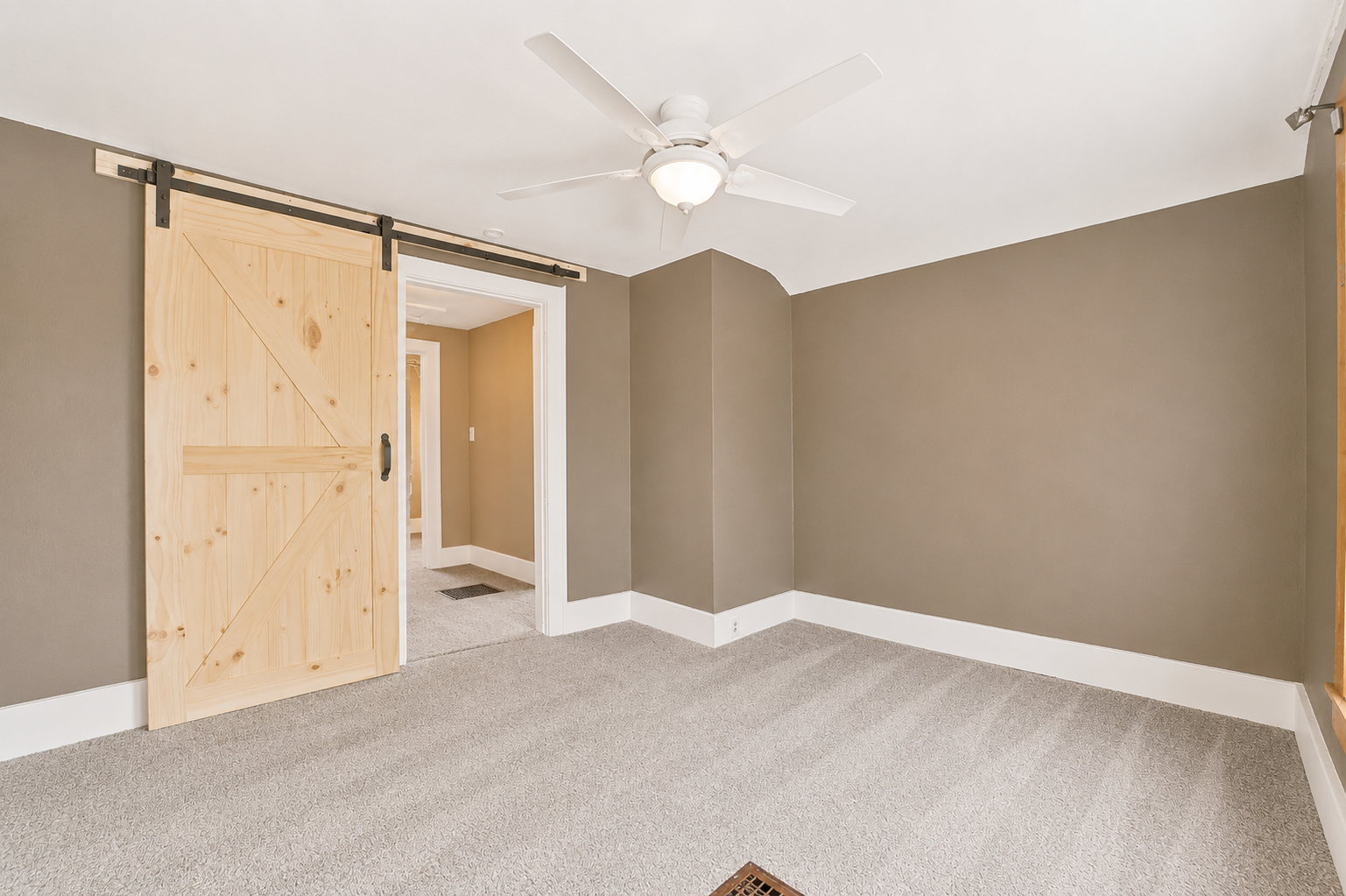 1920 single family home for sale at 601 Summit Avenue NE in Staples, MN — 3 bed, 2 bath (photo 21 of 33)