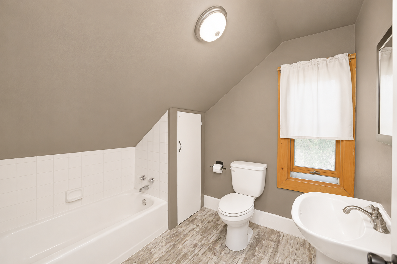 1920 single family home for sale at 601 Summit Avenue NE in Staples, MN — 3 bed, 2 bath (photo 25 of 33)