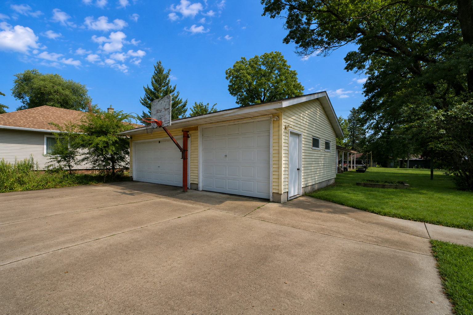1920 single family home for sale at 601 Summit Avenue NE in Staples, MN — 3 bed, 2 bath (photo 31 of 33)
