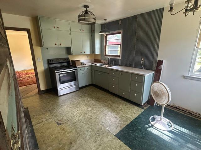 1951 single family home for sale at 17690 County Road 561 in Pengilly, MN — 3 bed, 1 bath (photo 14 of 19)