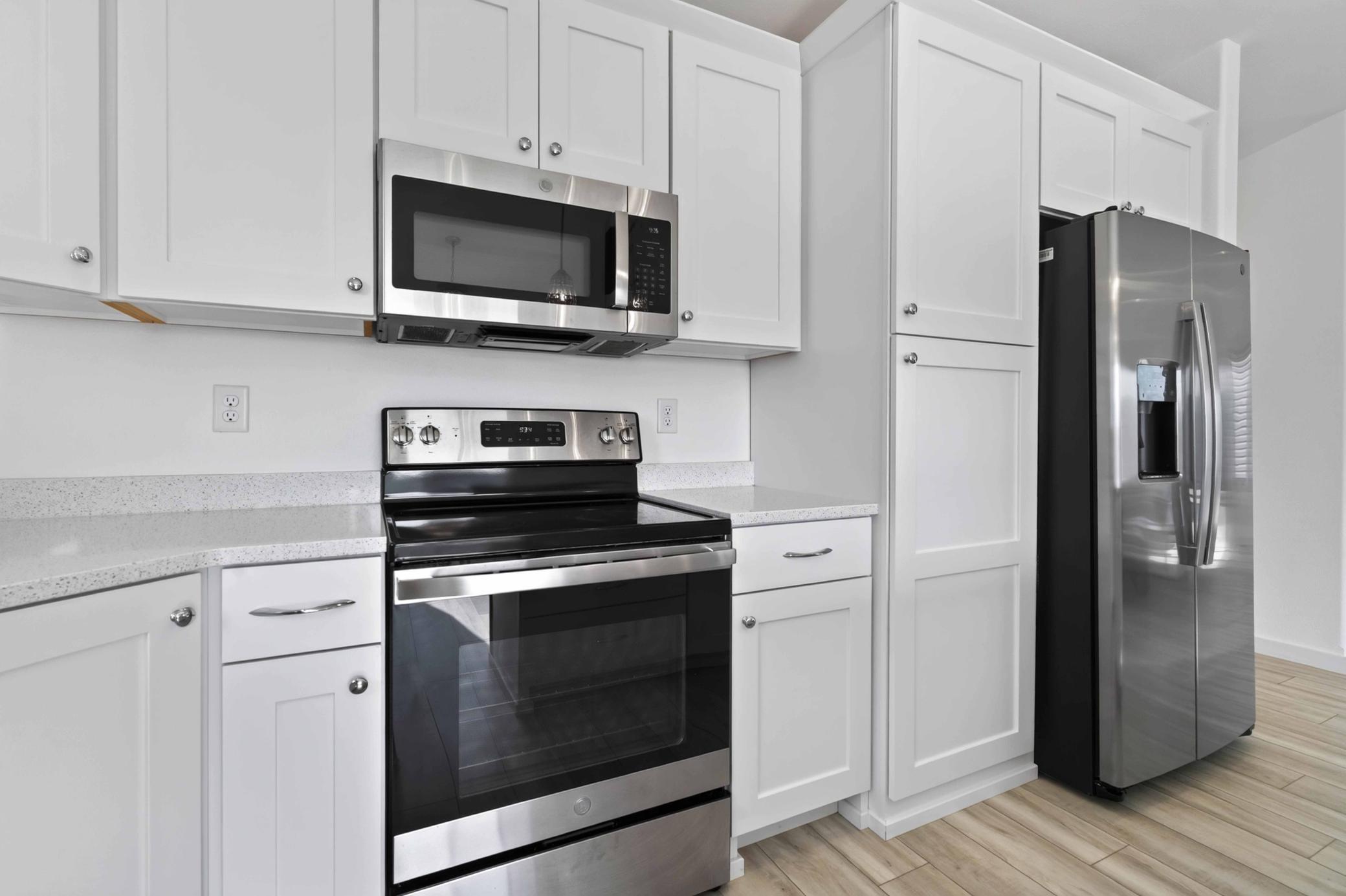 2022 single family home for sale at 6582 28th Street S in Fargo, ND — 3 bed, 3 bath (photo 14 of 36)