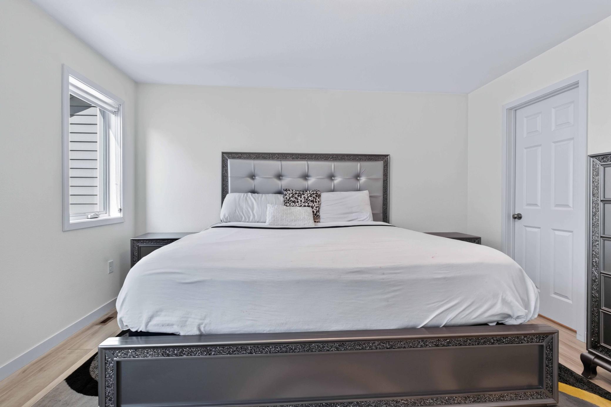 2022 single family home for sale at 6582 28th Street S in Fargo, ND — 3 bed, 3 bath (photo 20 of 36)
