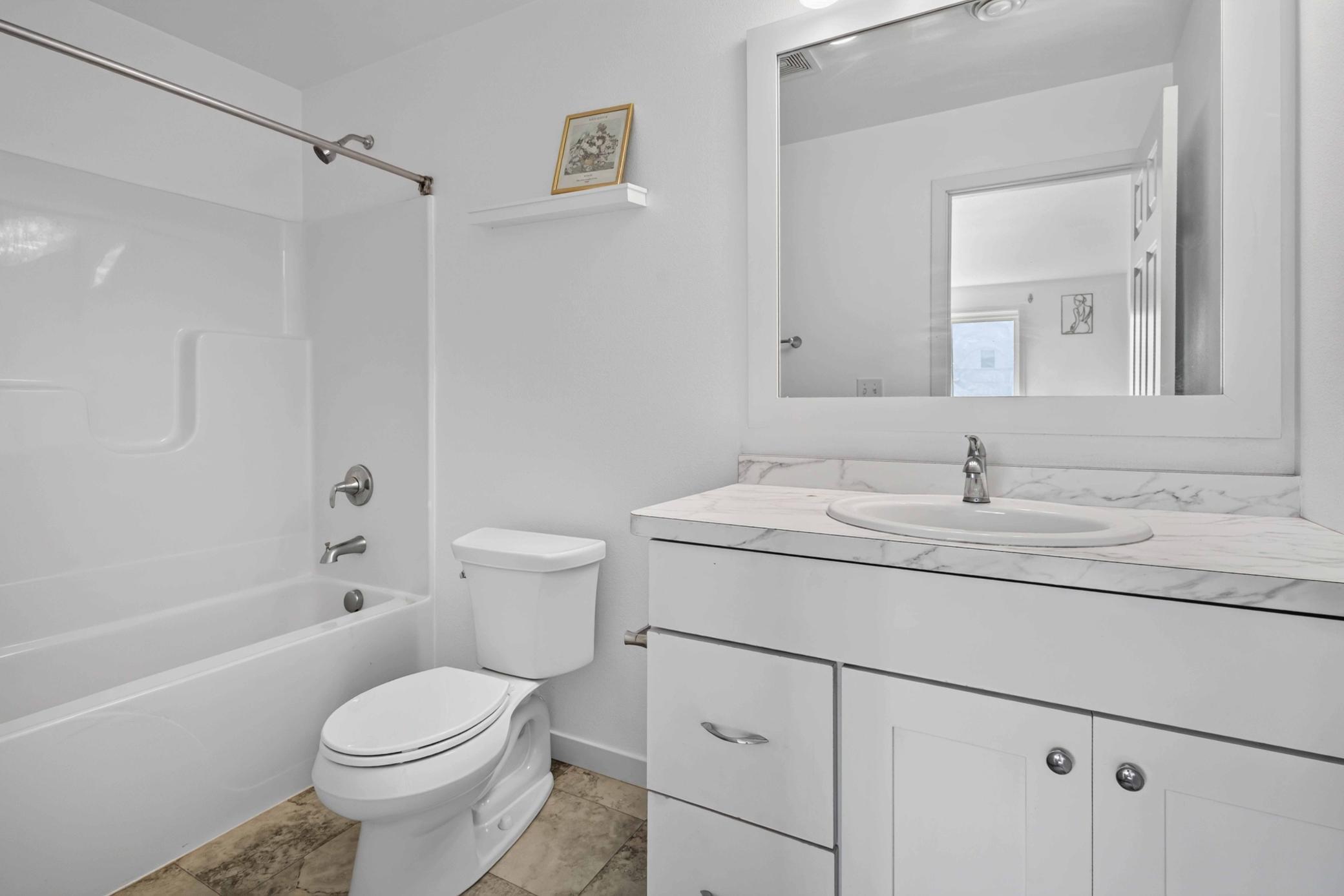 2022 single family home for sale at 6582 28th Street S in Fargo, ND — 3 bed, 3 bath (photo 26 of 36)