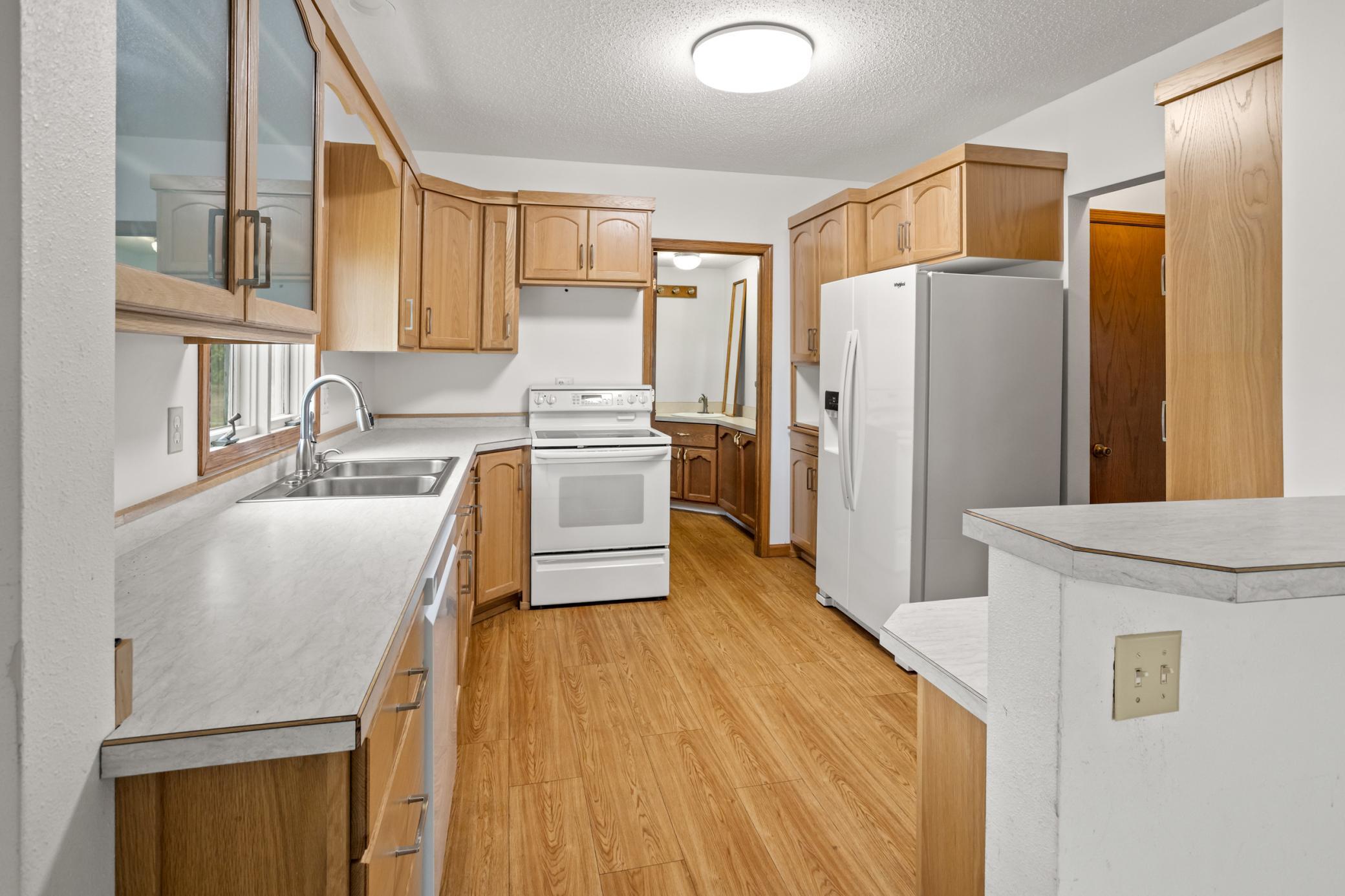 1929 single family home for sale at 16823 53rd Street SE in Kindred, ND — 3 bed, 3 bath (photo 15 of 55)