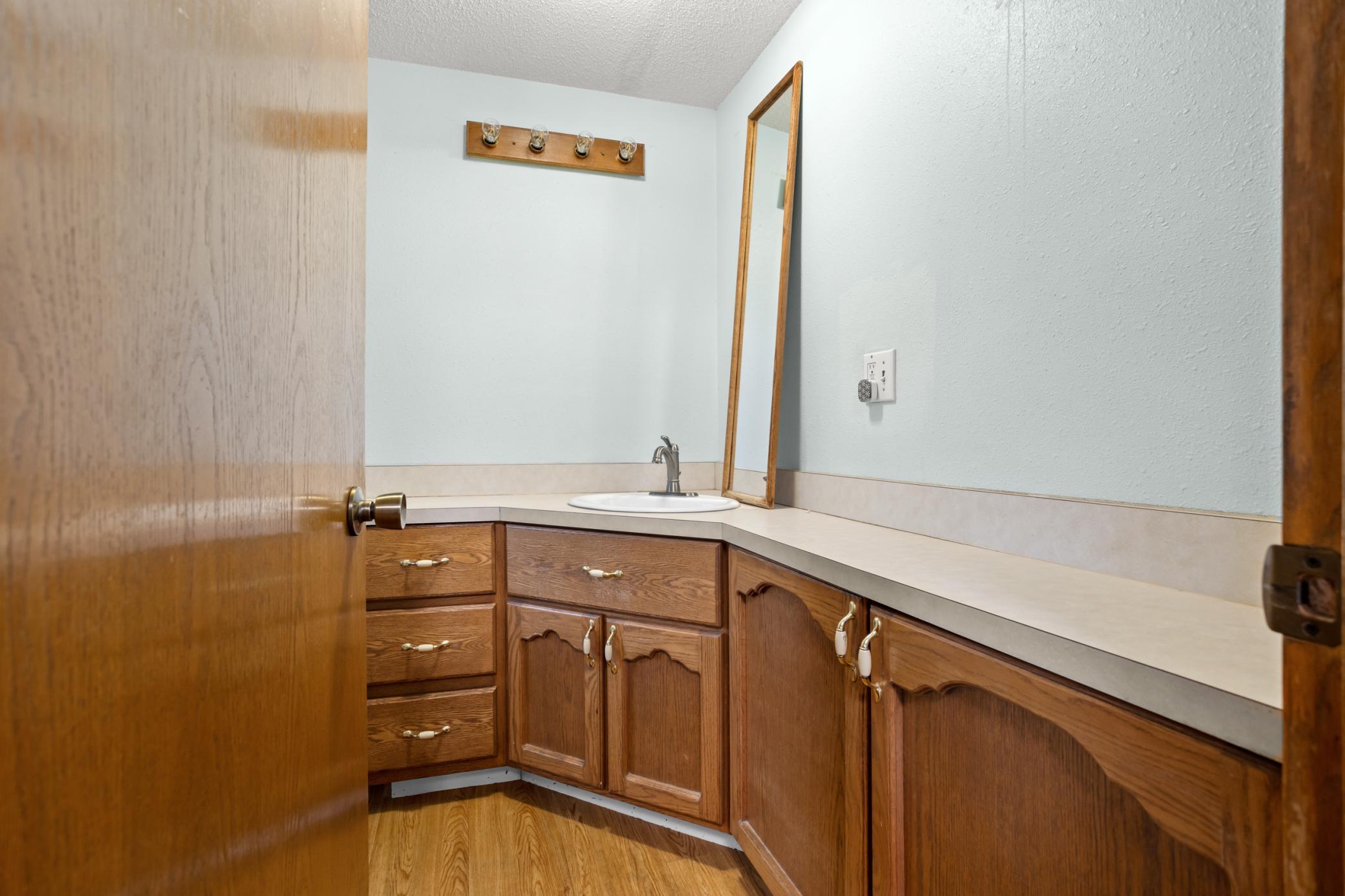 1929 single family home for sale at 16823 53rd Street SE in Kindred, ND — 3 bed, 3 bath (photo 19 of 55)