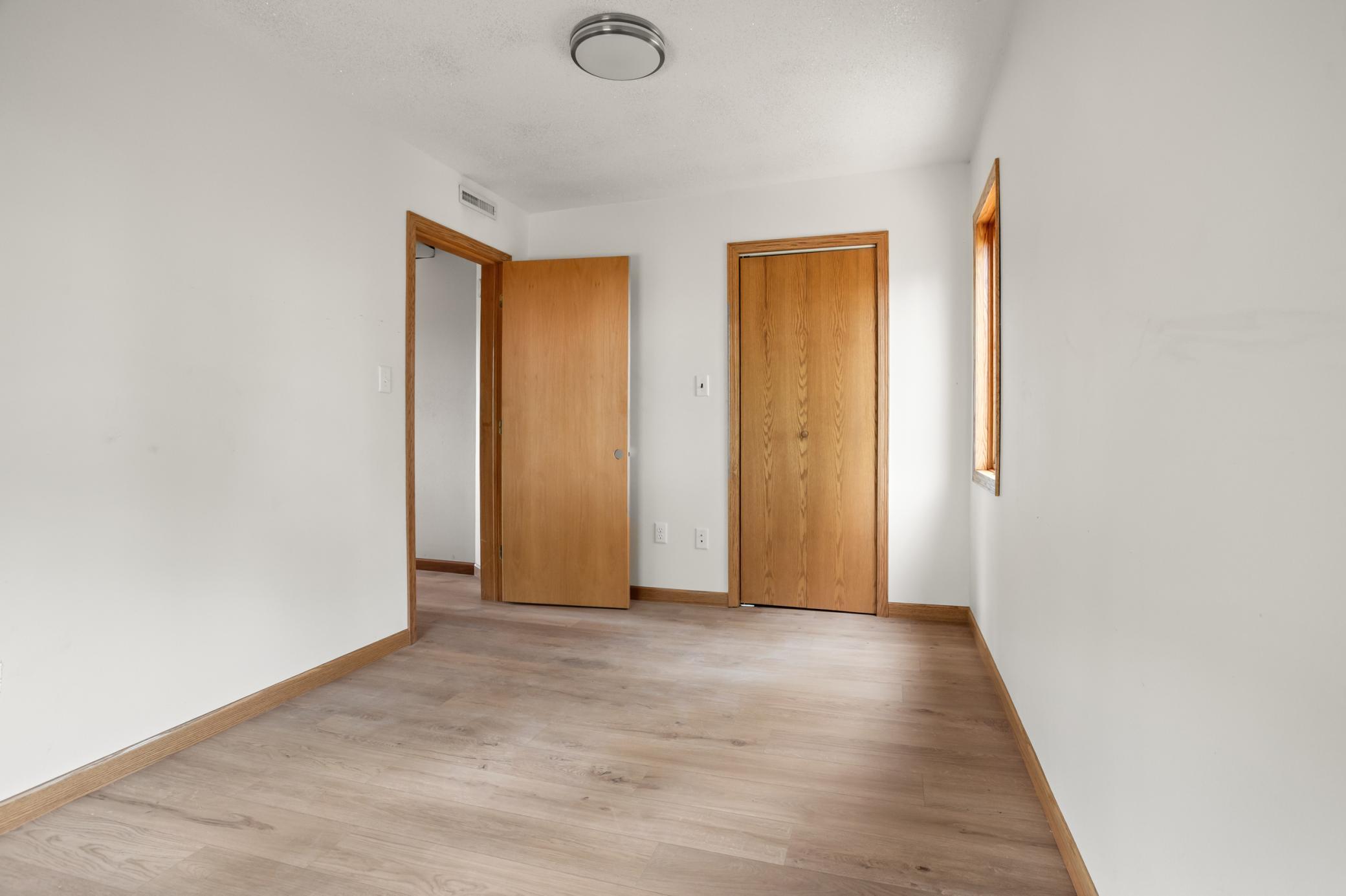 1929 single family home for sale at 16823 53rd Street SE in Kindred, ND — 3 bed, 3 bath (photo 25 of 55)