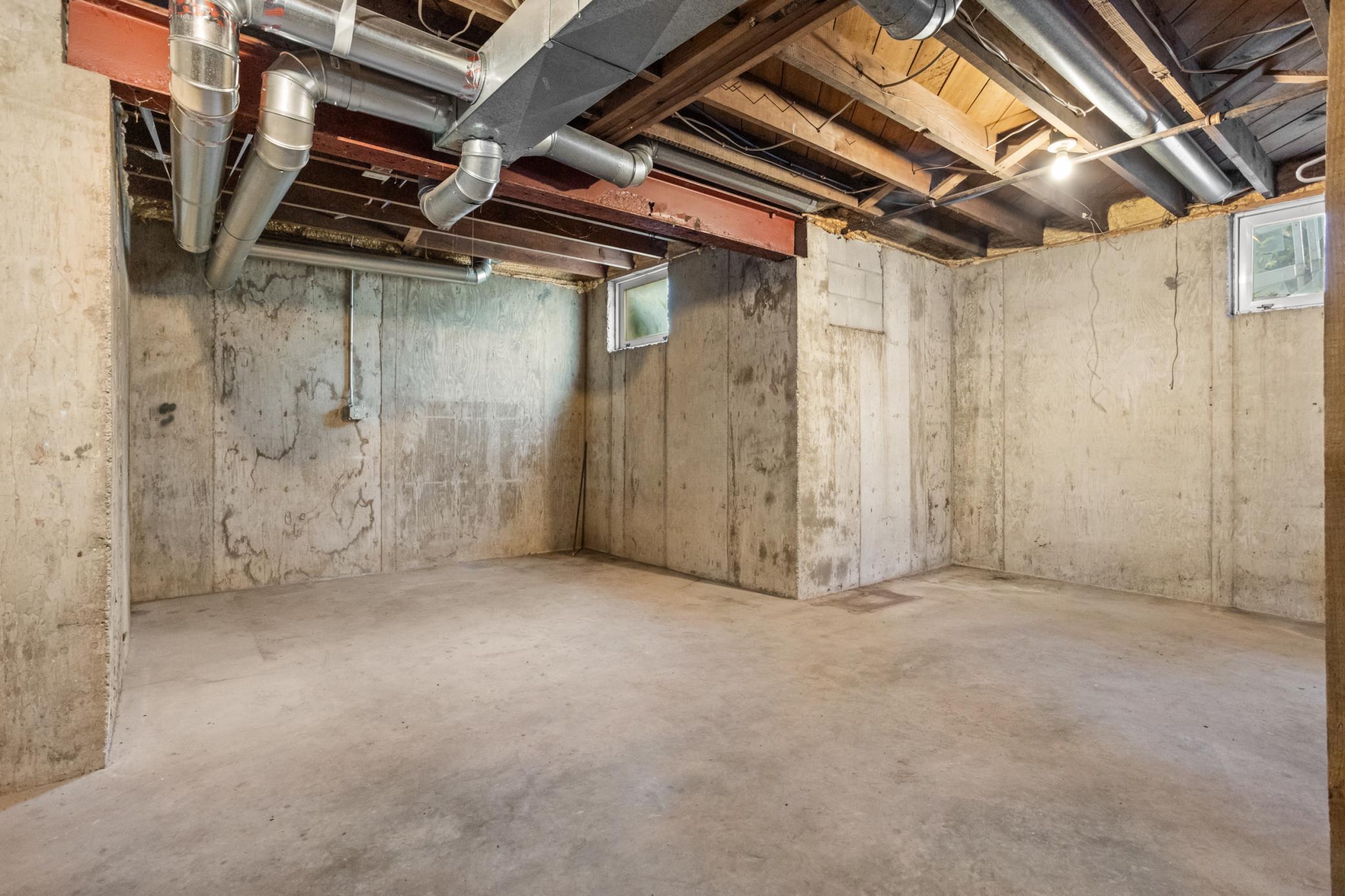 1929 single family home for sale at 16823 53rd Street SE in Kindred, ND — 3 bed, 3 bath (photo 35 of 55)