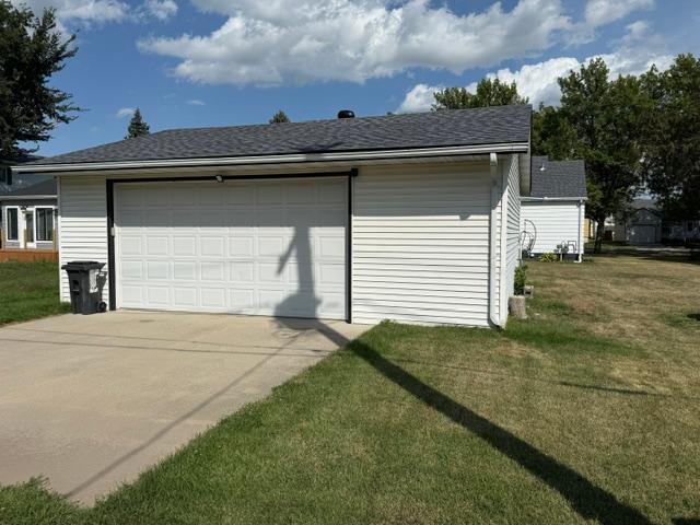 1946 single family home for sale at 415 10th Street N in Breckenridge, MN — 1 bed, 1 bath (photo 2 of 2)