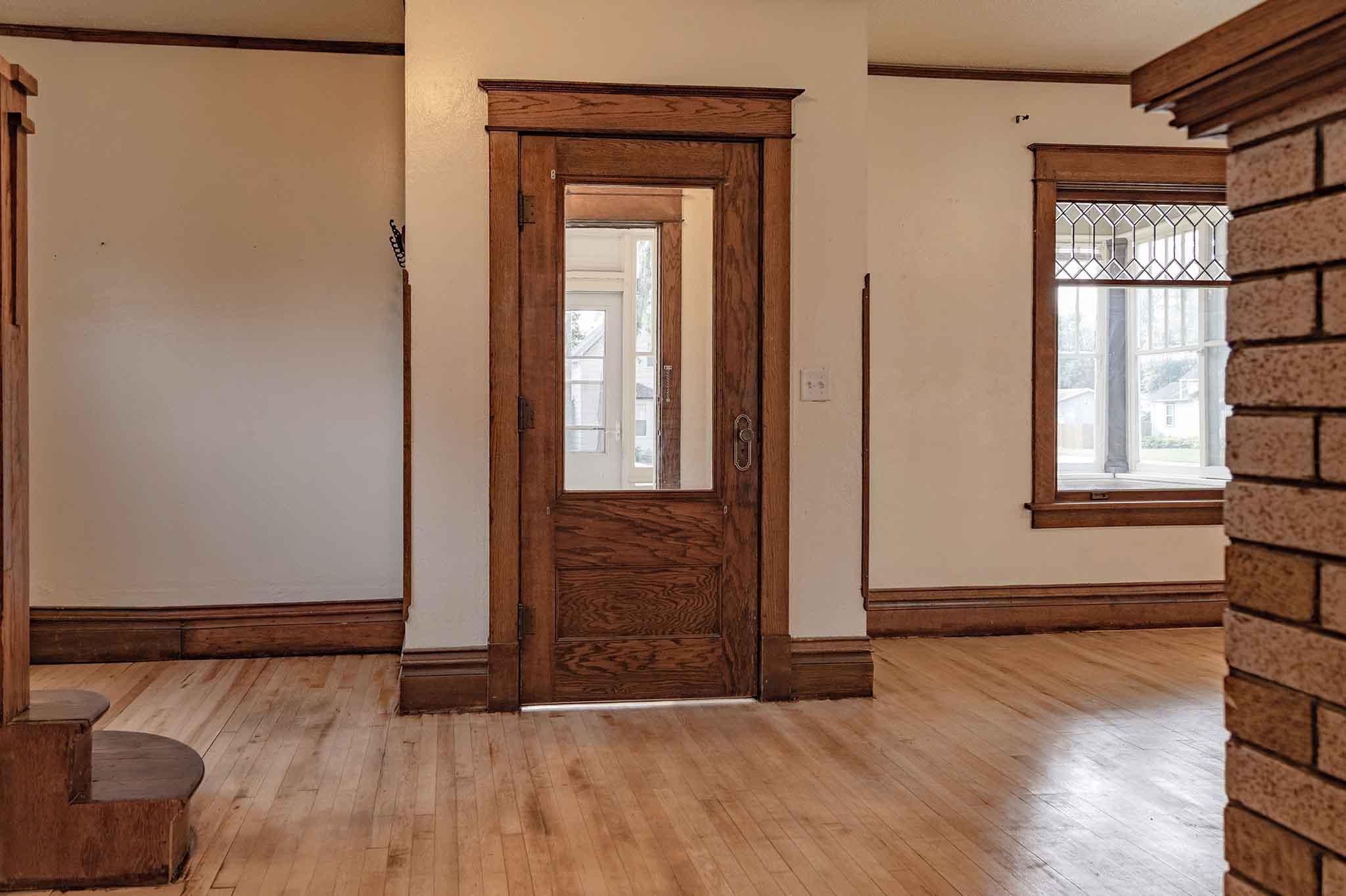1915 single family home for sale at 603 Horace Avenue N in Thief River Falls, MN — 3 bed, 2 bath (photo 14 of 67)