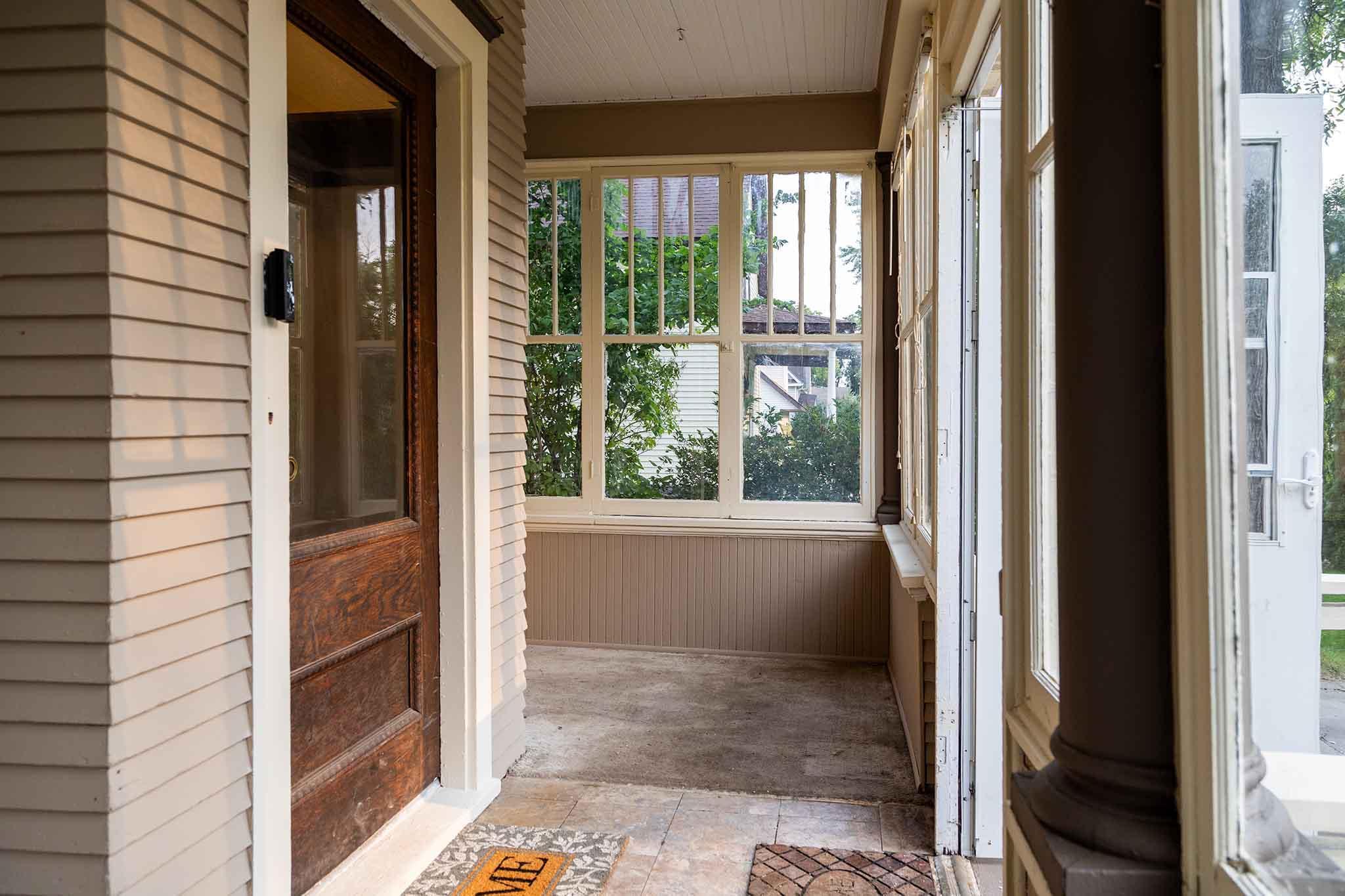 1915 single family home for sale at 603 Horace Avenue N in Thief River Falls, MN — 3 bed, 2 bath (photo 7 of 67)