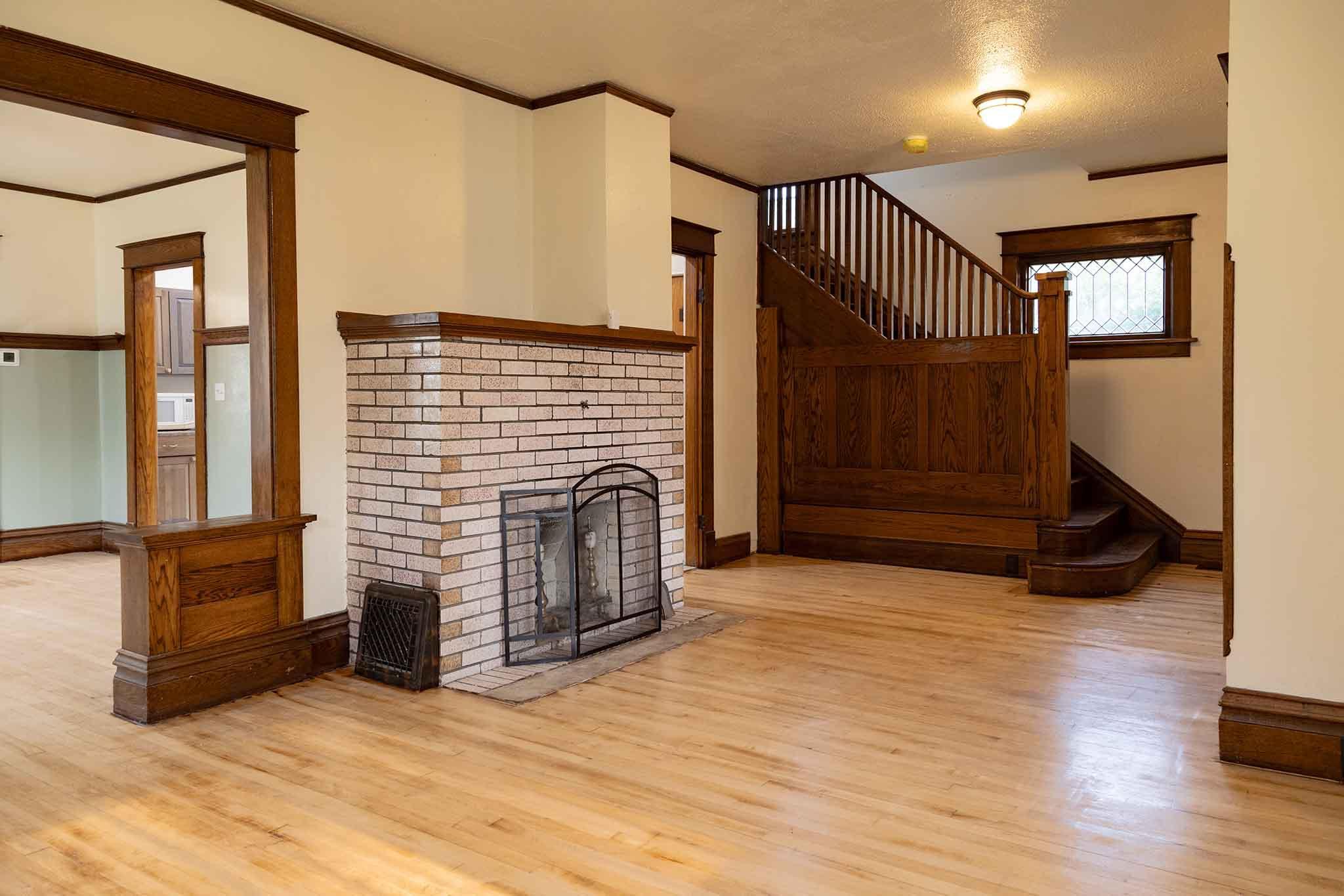 1915 single family home for sale at 603 Horace Avenue N in Thief River Falls, MN — 3 bed, 2 bath (photo 9 of 67)