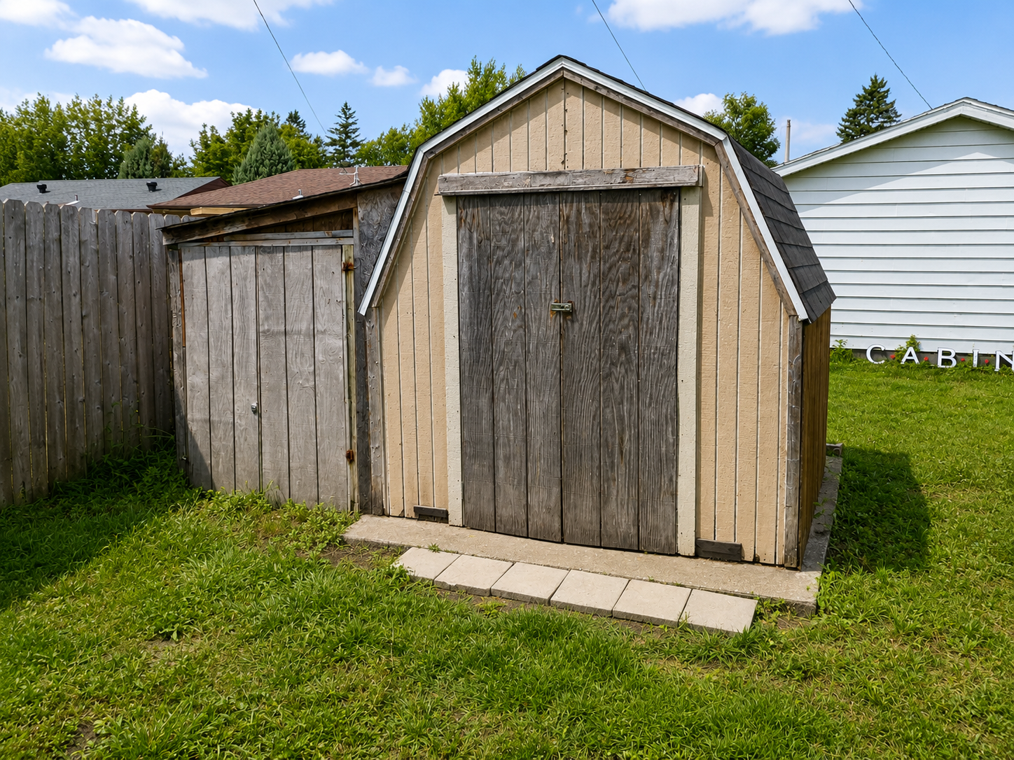 1953 single family home for sale at 1820 5th Street S in Moorhead, MN — 3 bed, 2 bath (photo 10 of 27)