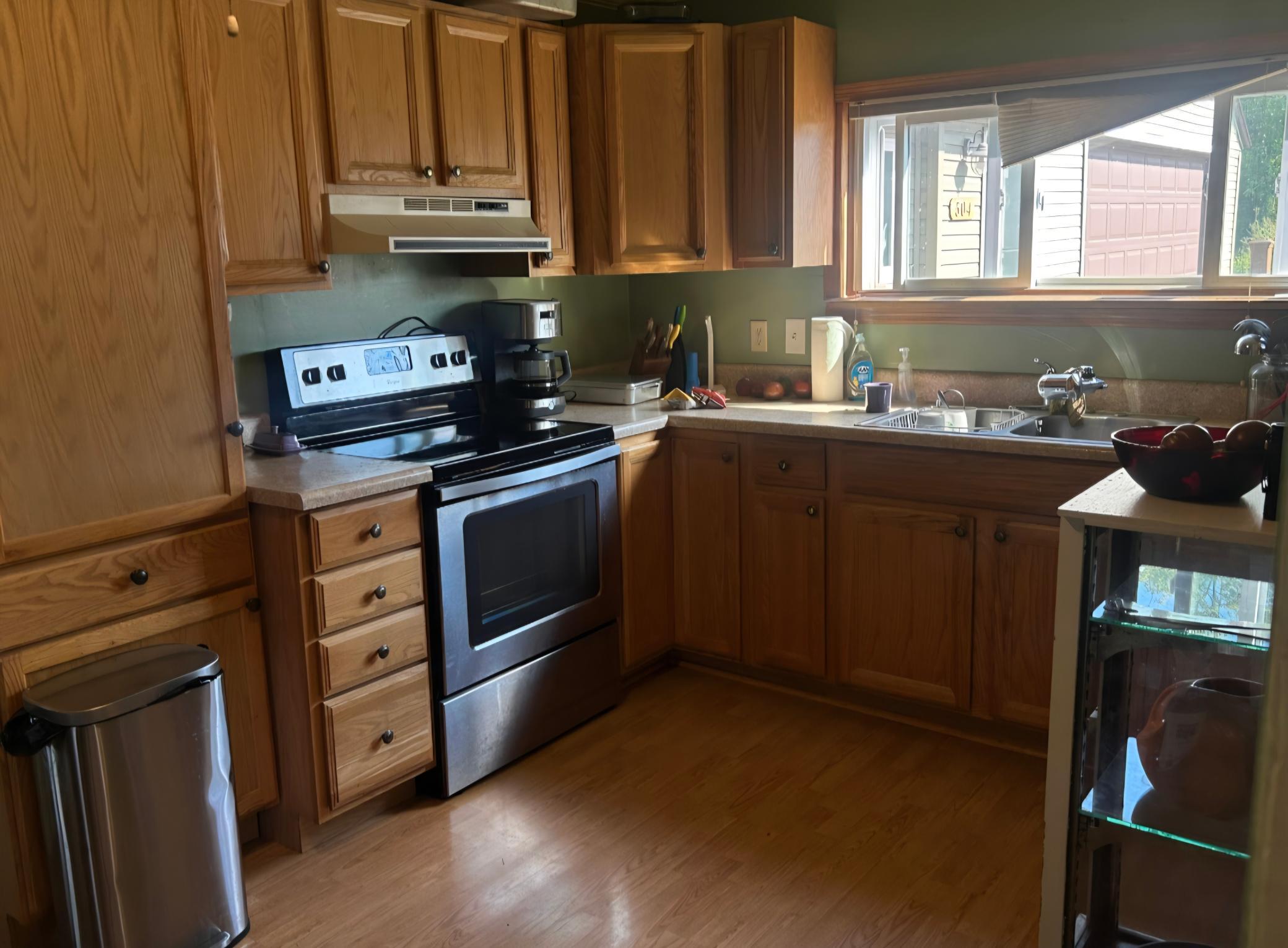 1910 single family home for sale at 504 Corey Avenue in Coleraine, MN — 2 bed, 2 bath (photo 6 of 25)