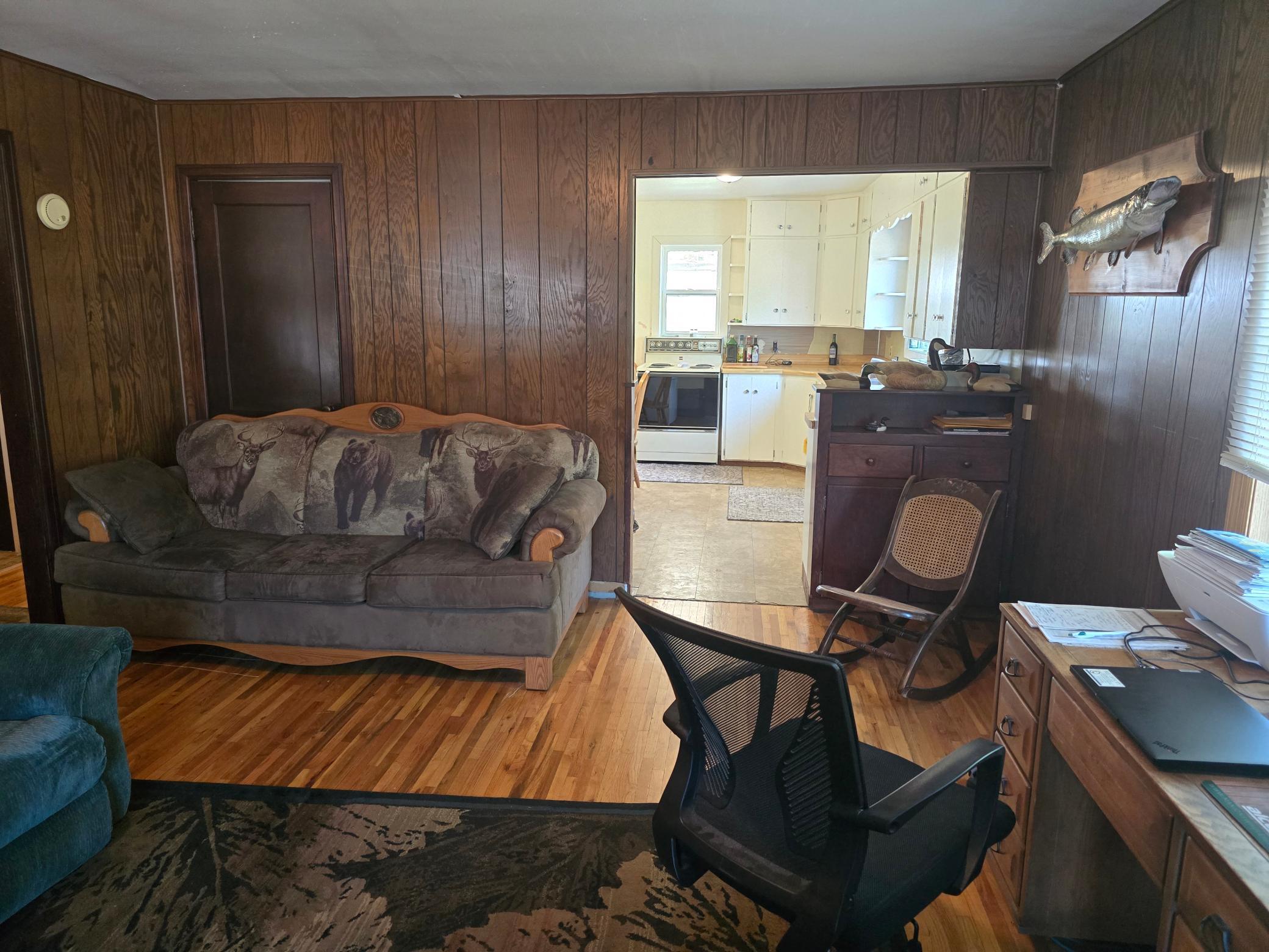 1949 single family home for sale at 305 E Hill Drive in Frazee, MN — 4 bed, 2 bath (photo 3 of 16)