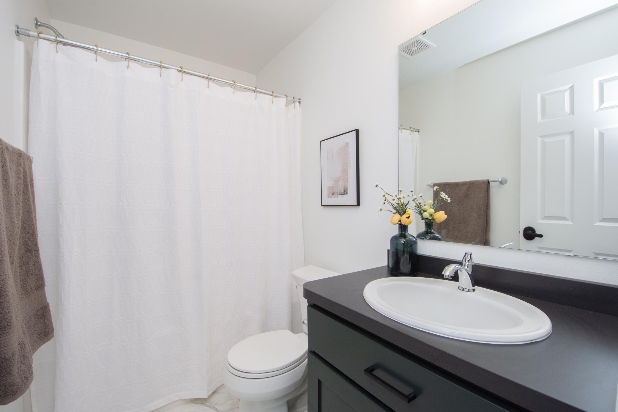 2026 single family home for sale at 6747 Selkirk Drive S in Fargo, ND — 4 bed, 3 bath (photo 23 of 26)