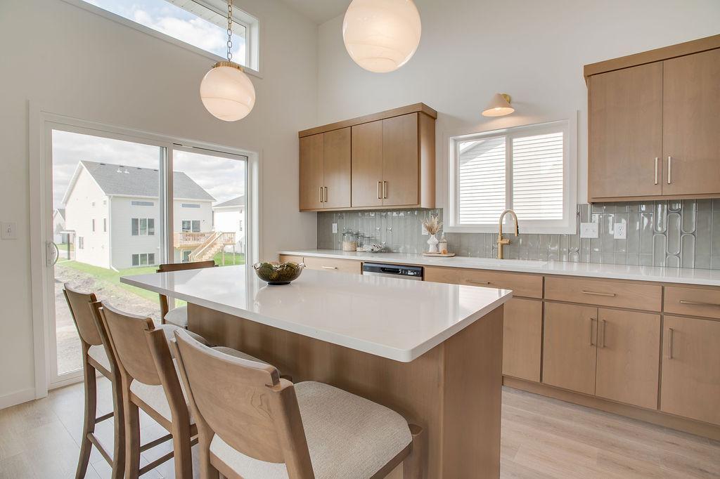 2026 single family home for sale at 6747 Selkirk Drive S in Fargo, ND — 4 bed, 3 bath (photo 14 of 46)