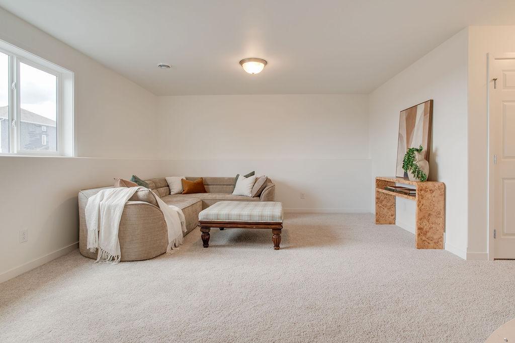 2026 single family home for sale at 6747 Selkirk Drive S in Fargo, ND — 4 bed, 3 bath (photo 37 of 46)