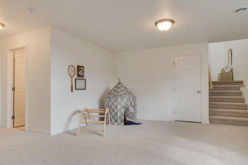 2026 single family home for sale at 6747 Selkirk Drive S in Fargo, ND — 4 bed, 3 bath (photo 39 of 46)
