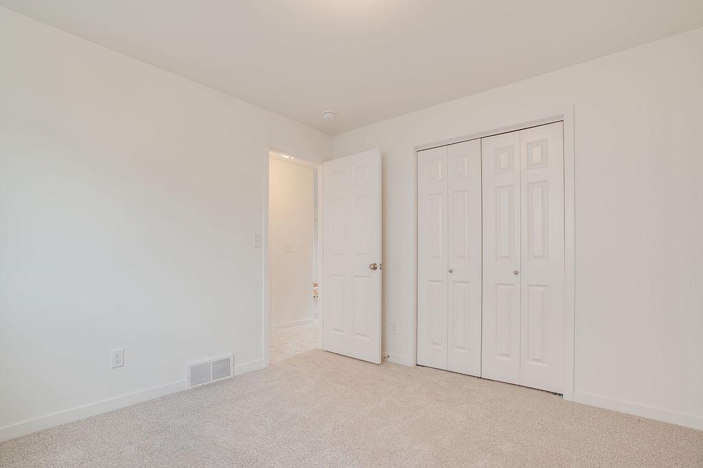 2026 single family home for sale at 6747 Selkirk Drive S in Fargo, ND — 4 bed, 3 bath (photo 41 of 46)