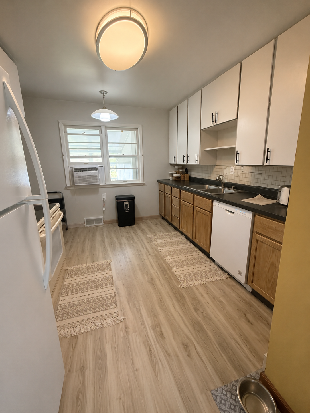 1953 single family home for sale at 847 3rd Street N in Wahpeton, ND — 3 bed, 2 bath (photo 15 of 41)