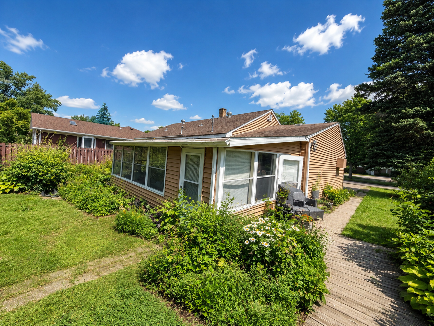 1953 single family home for sale at 847 3rd Street N in Wahpeton, ND — 3 bed, 2 bath (photo 26 of 41)