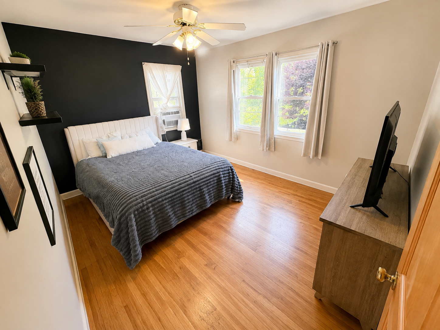 1953 single family home for sale at 847 3rd Street N in Wahpeton, ND — 3 bed, 2 bath (photo 6 of 41)