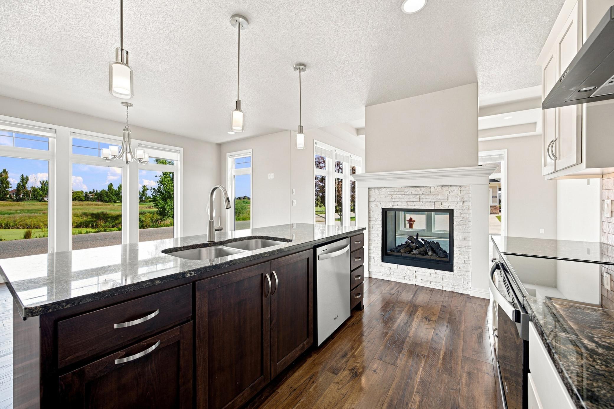2015 single family home for sale at 4538 65th Street S in Fargo, ND — 3 bed, 3 bath (photo 9 of 34)