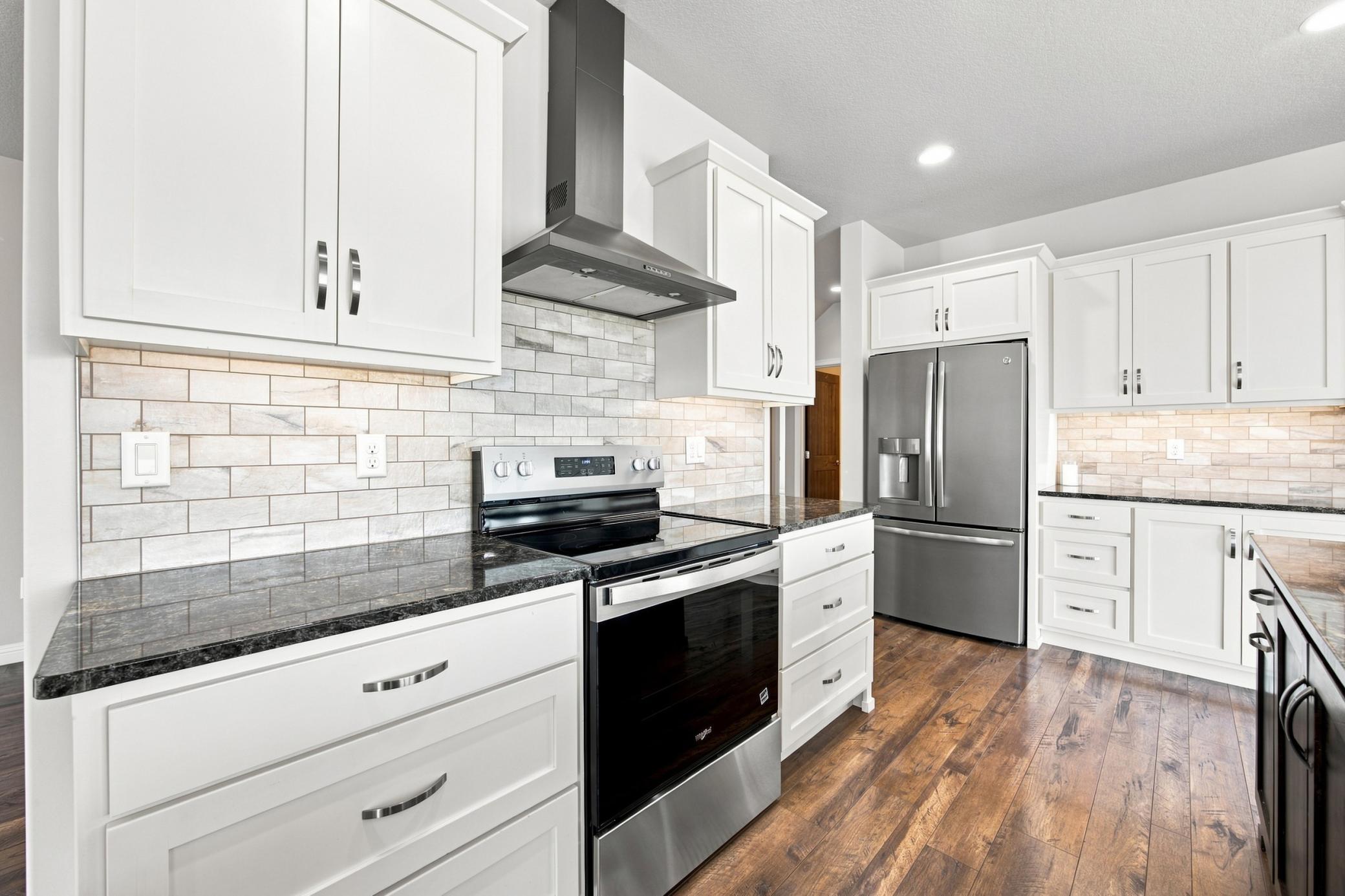 2015 single family home for sale at 4538 65th Street S in Fargo, ND — 3 bed, 3 bath (photo 10 of 34)