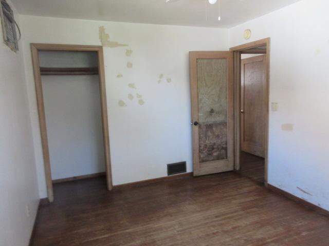 1949 single family home for sale at 8 2nd Street NE in Gwinner, ND — 3 bed, 2 bath (photo 27 of 29)