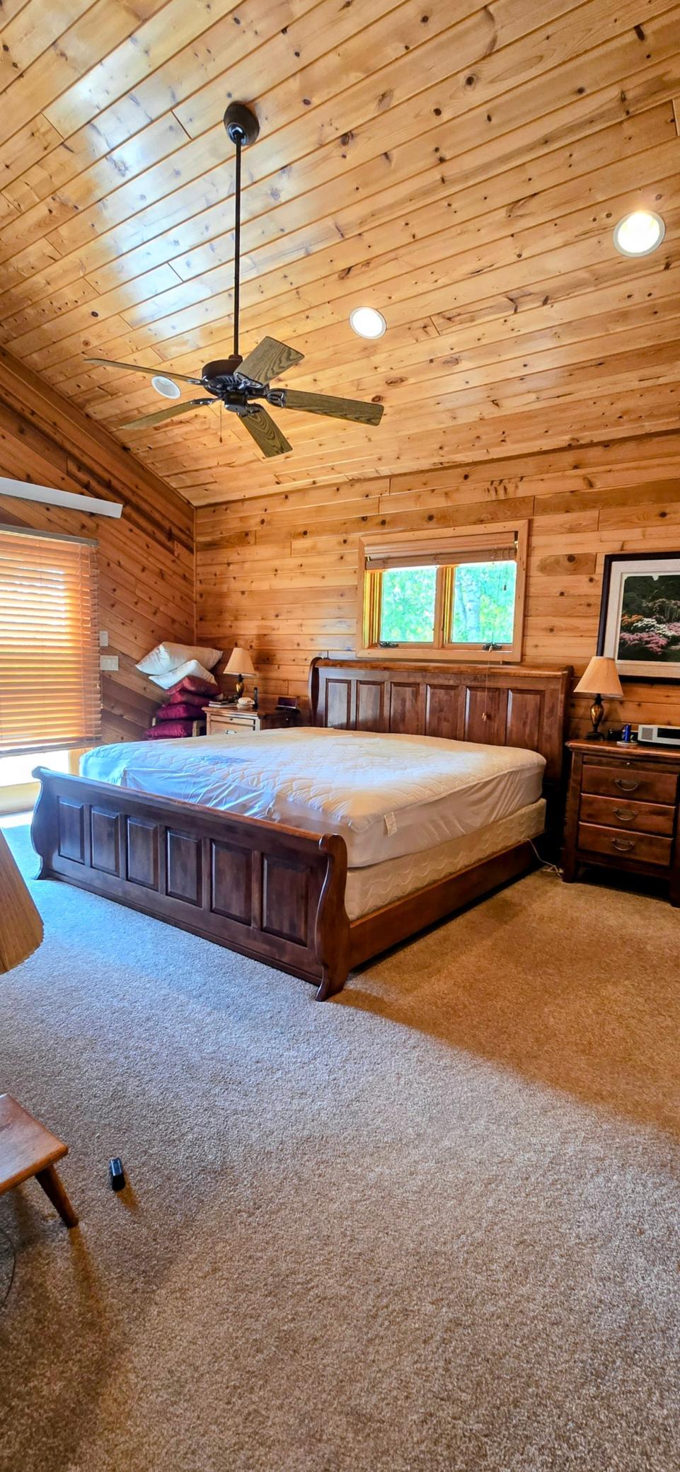 1995 single family home for sale at 622 Oak in Oak Island, MN — 5 bed, 4 bath (photo 13 of 46)