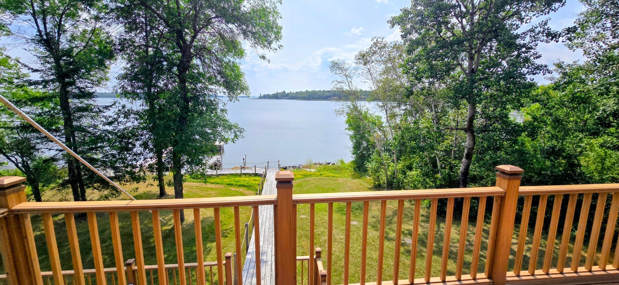 1995 single family home for sale at 622 Oak in Oak Island, MN — 5 bed, 4 bath (photo 24 of 46)
