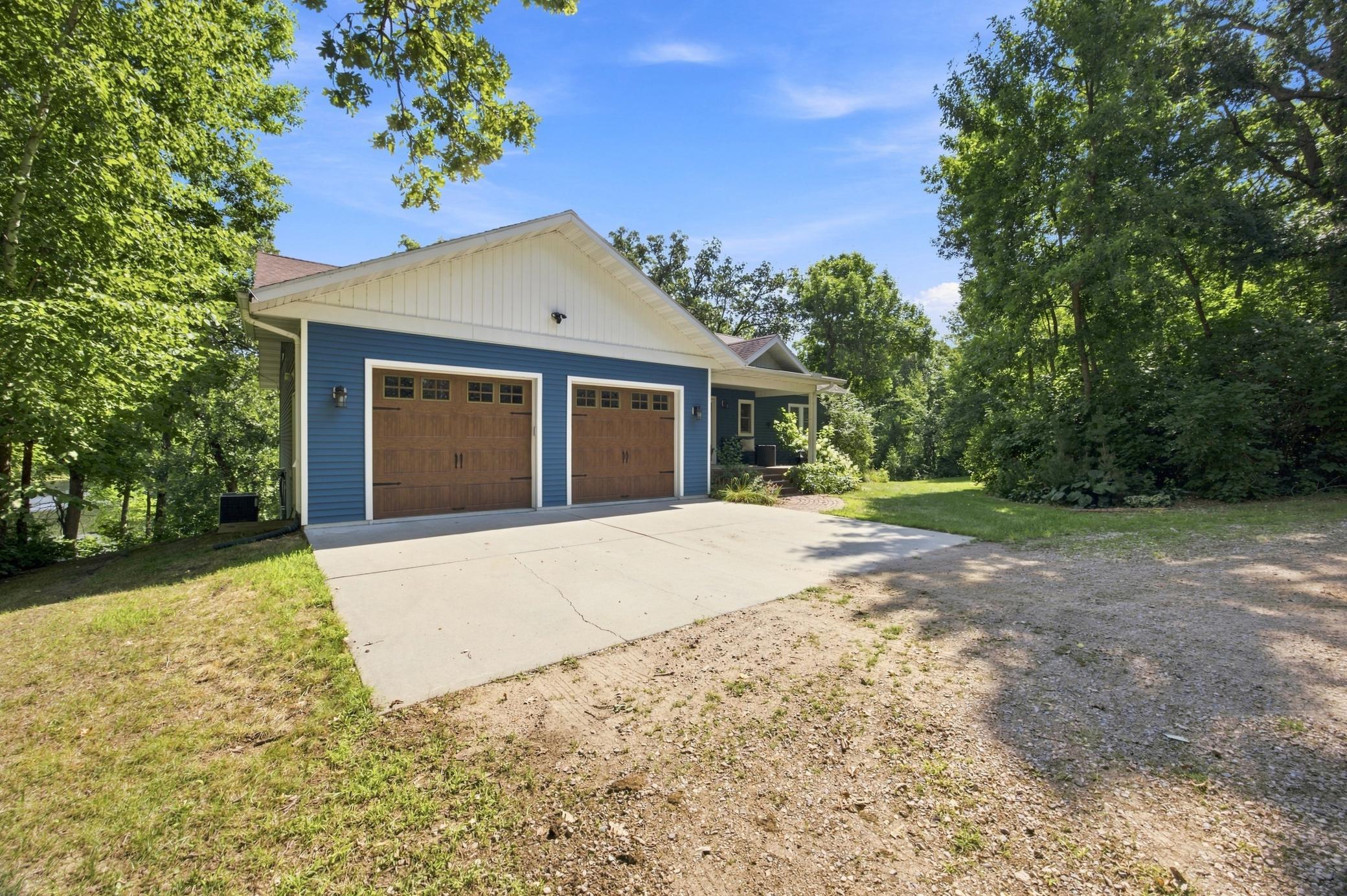 2011 single family home for sale at 47254 County Highway 23 in Pelican Rapids, MN — 4 bed, 3 bath (photo 2 of 76)