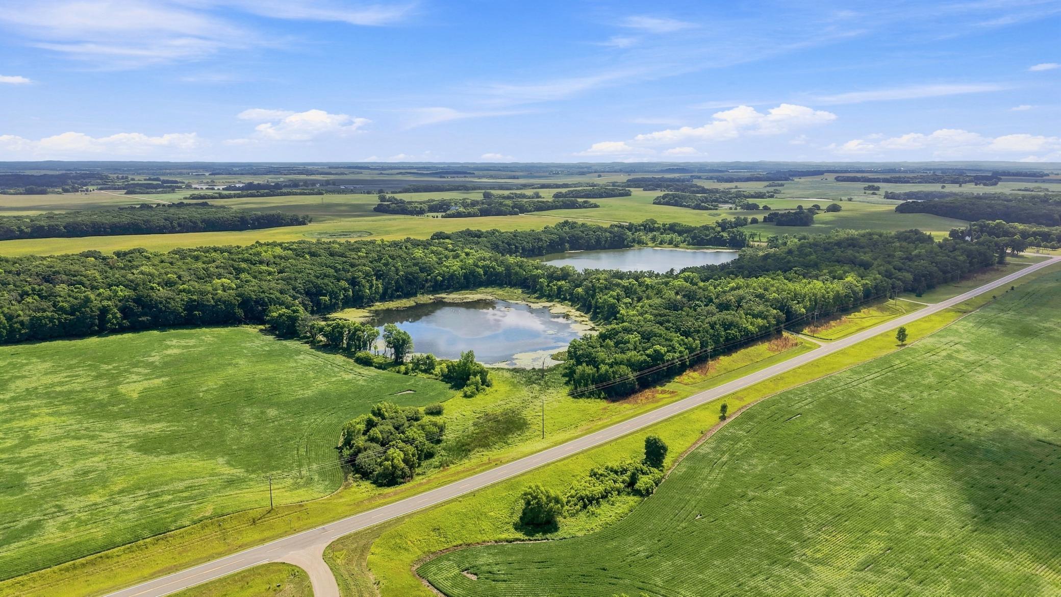 2011 single family home for sale at 47254 County Highway 23 in Pelican Rapids, MN — 4 bed, 3 bath (photo 69 of 76)