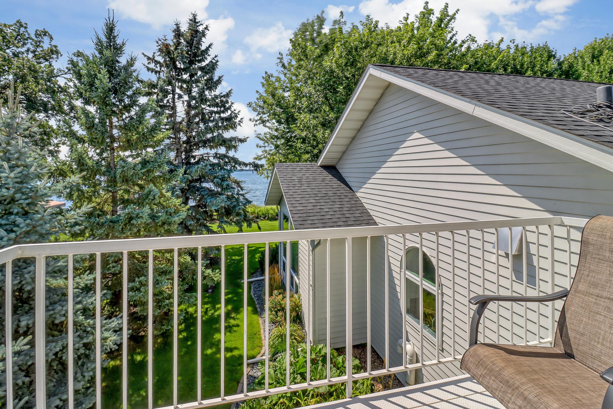 1995 single family home for sale at 1760 E Shore Drive in Detroit Lakes, MN — 4 bed, 5 bath (photo 21 of 94)