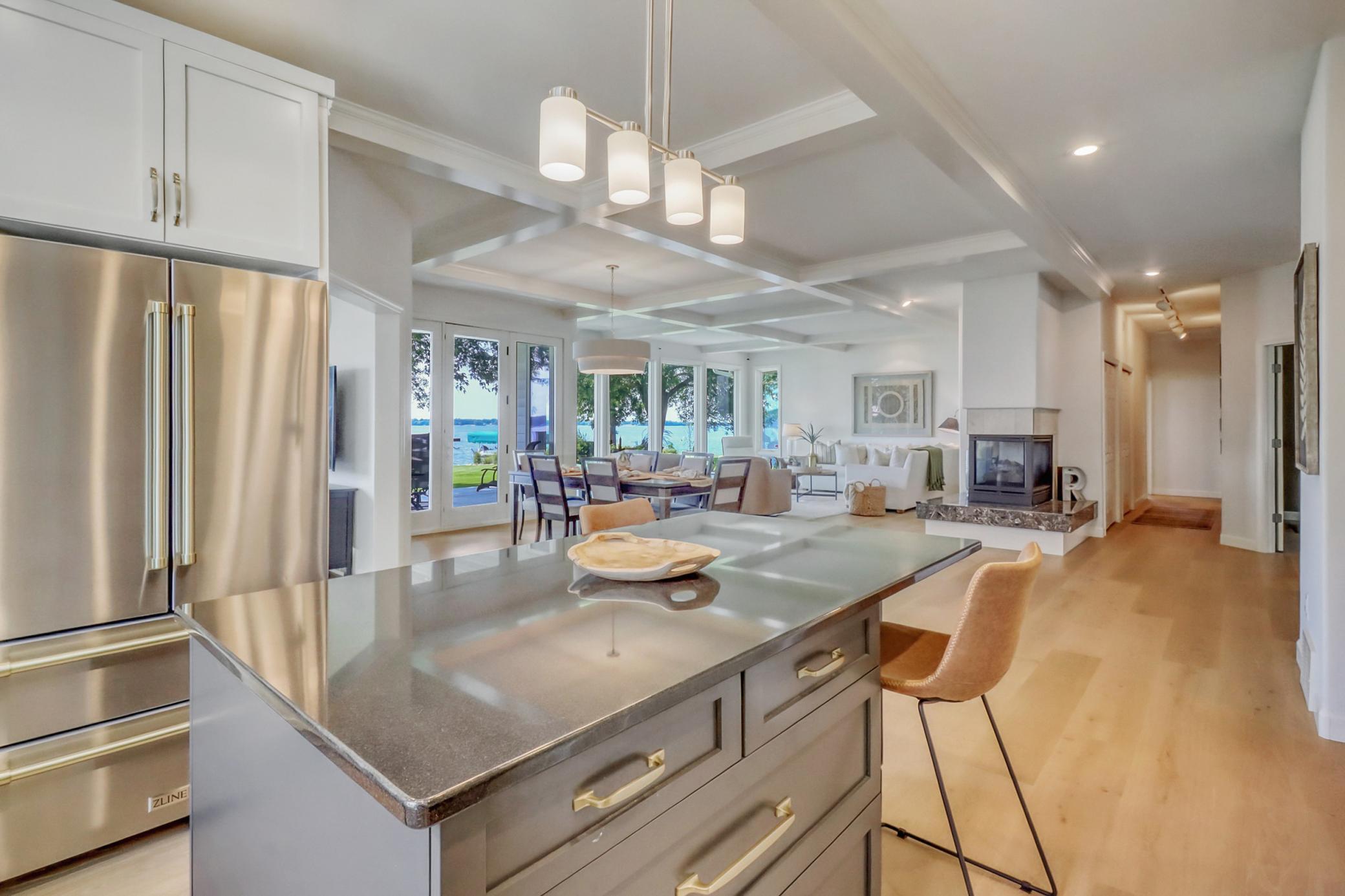 1995 single family home for sale at 1760 E Shore Drive in Detroit Lakes, MN — 4 bed, 5 bath (photo 25 of 94)