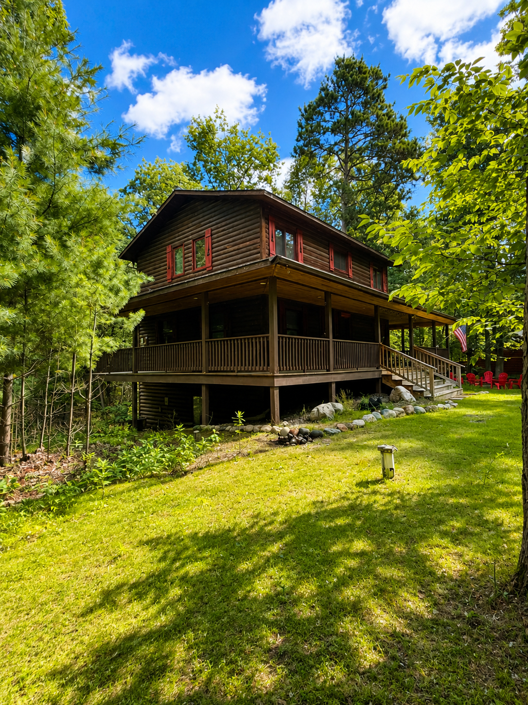 2006 single family home for sale at 38598 Summit Avenue in Crosslake, MN — 4 bed, 3 bath (photo 2 of 6)