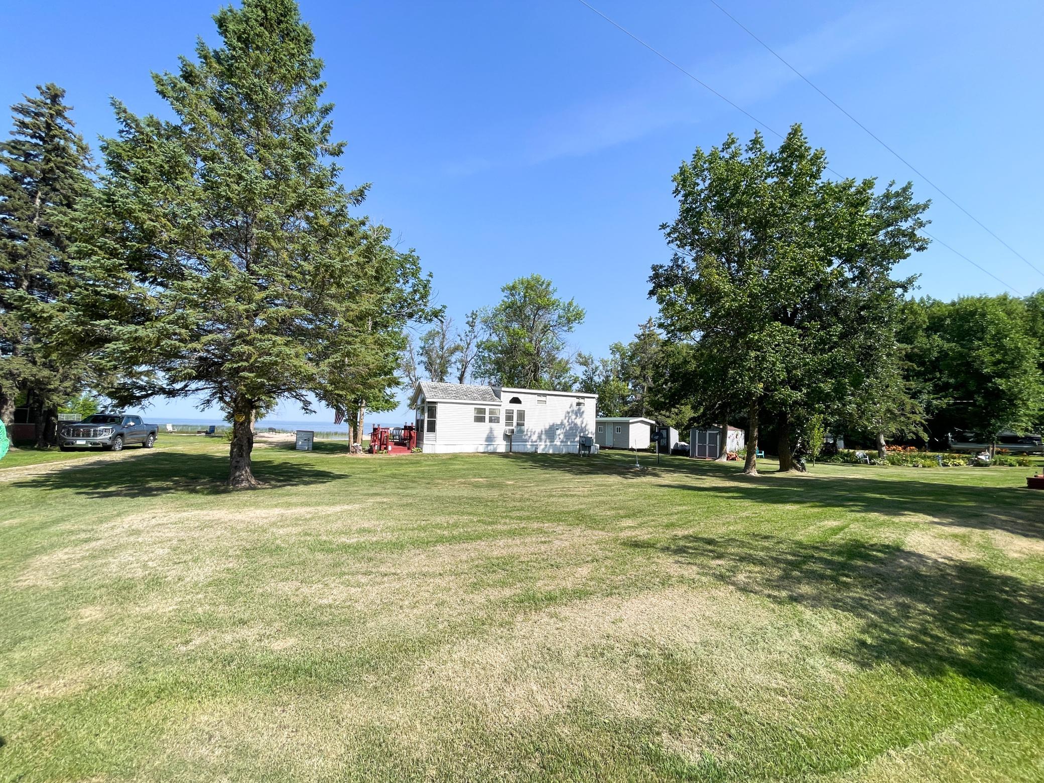 2005 single family home for sale at 21139 Joas Beach Road NE in Kelliher, MN — 1 bed, 1 bath (photo 16 of 61)