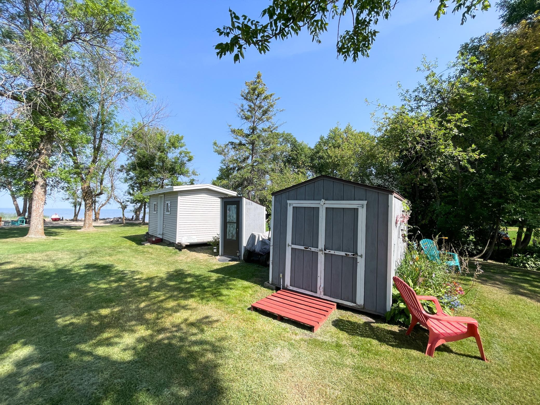 2005 single family home for sale at 21139 Joas Beach Road NE in Kelliher, MN — 1 bed, 1 bath (photo 19 of 61)