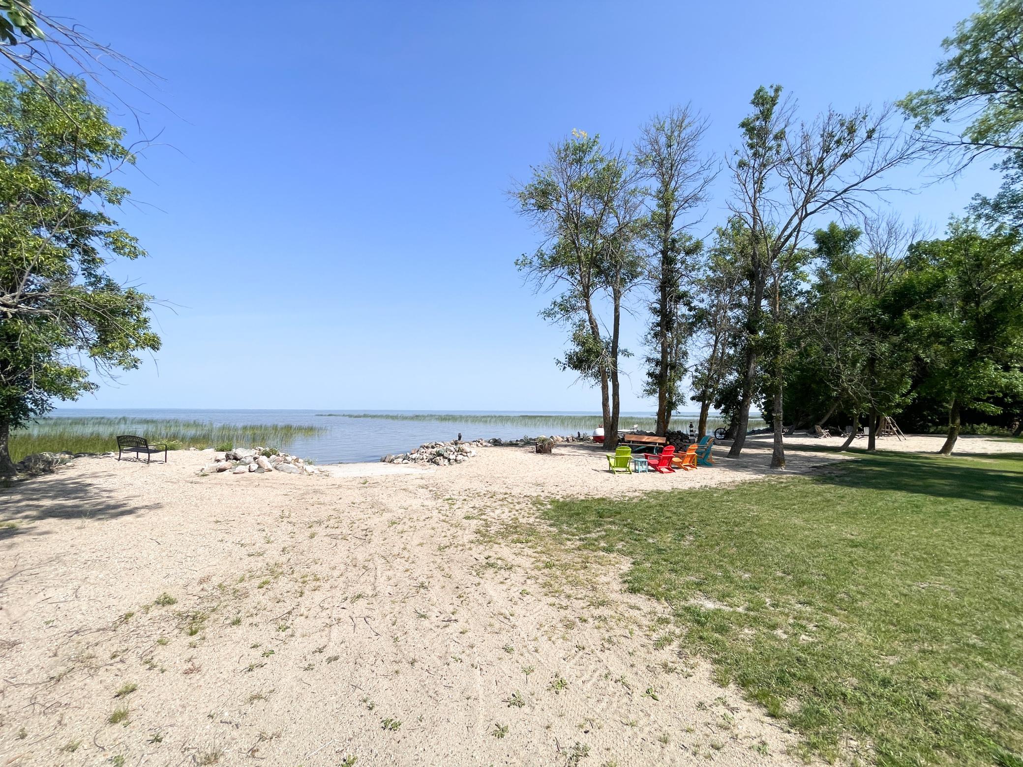 2005 single family home for sale at 21139 Joas Beach Road NE in Kelliher, MN — 1 bed, 1 bath (photo 28 of 61)