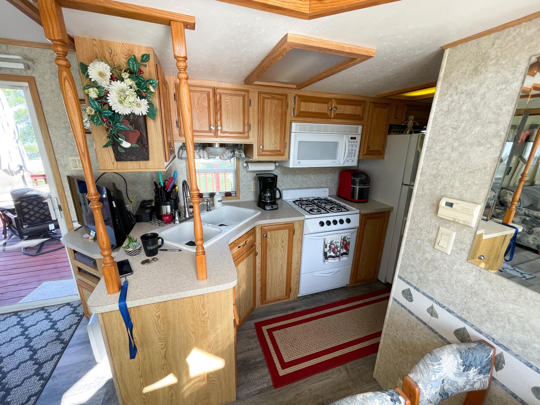 2005 single family home for sale at 21139 Joas Beach Road NE in Kelliher, MN — 1 bed, 1 bath (photo 41 of 61)