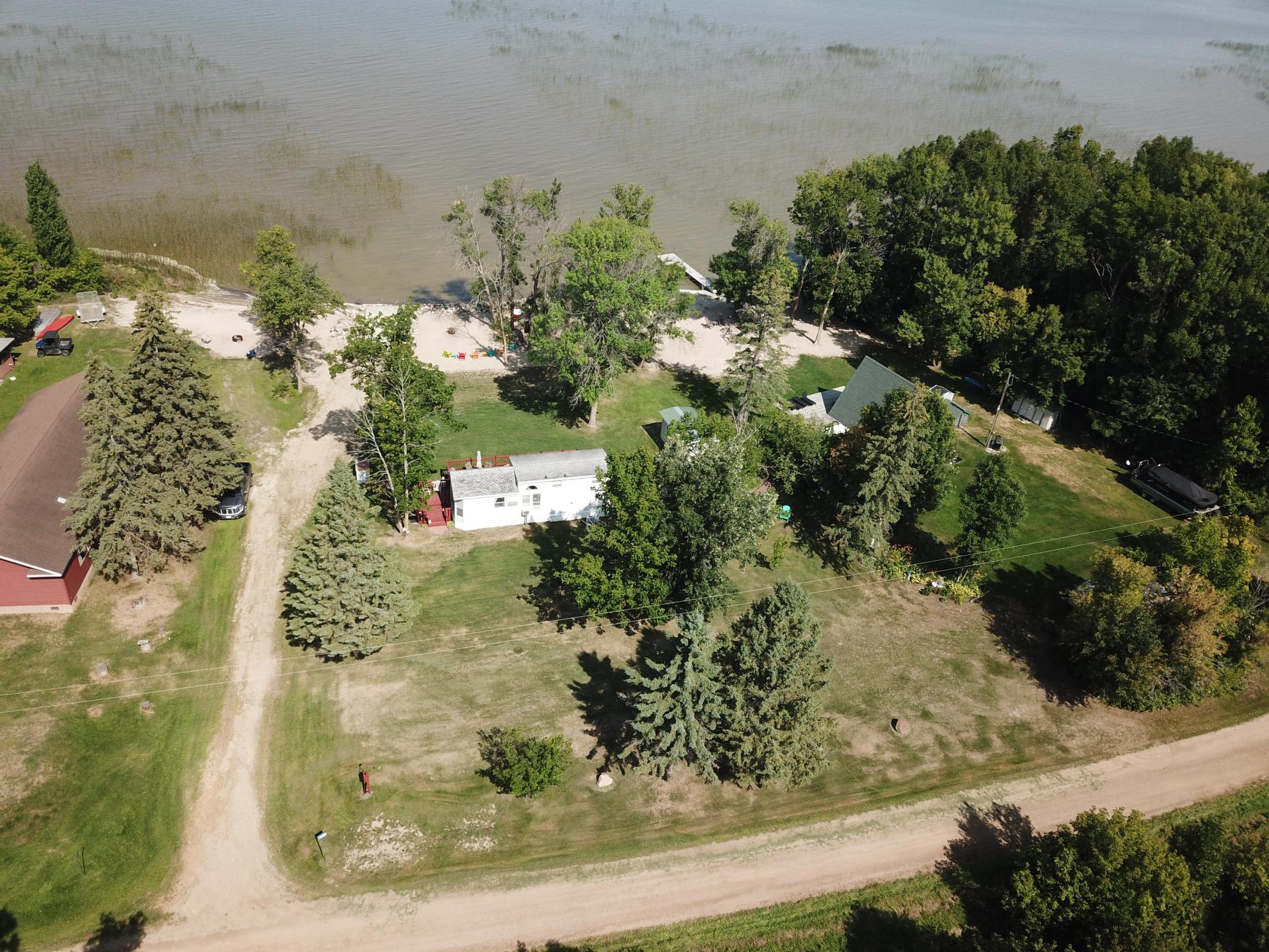 2005 single family home for sale at 21139 Joas Beach Road NE in Kelliher, MN — 1 bed, 1 bath (photo 6 of 61)