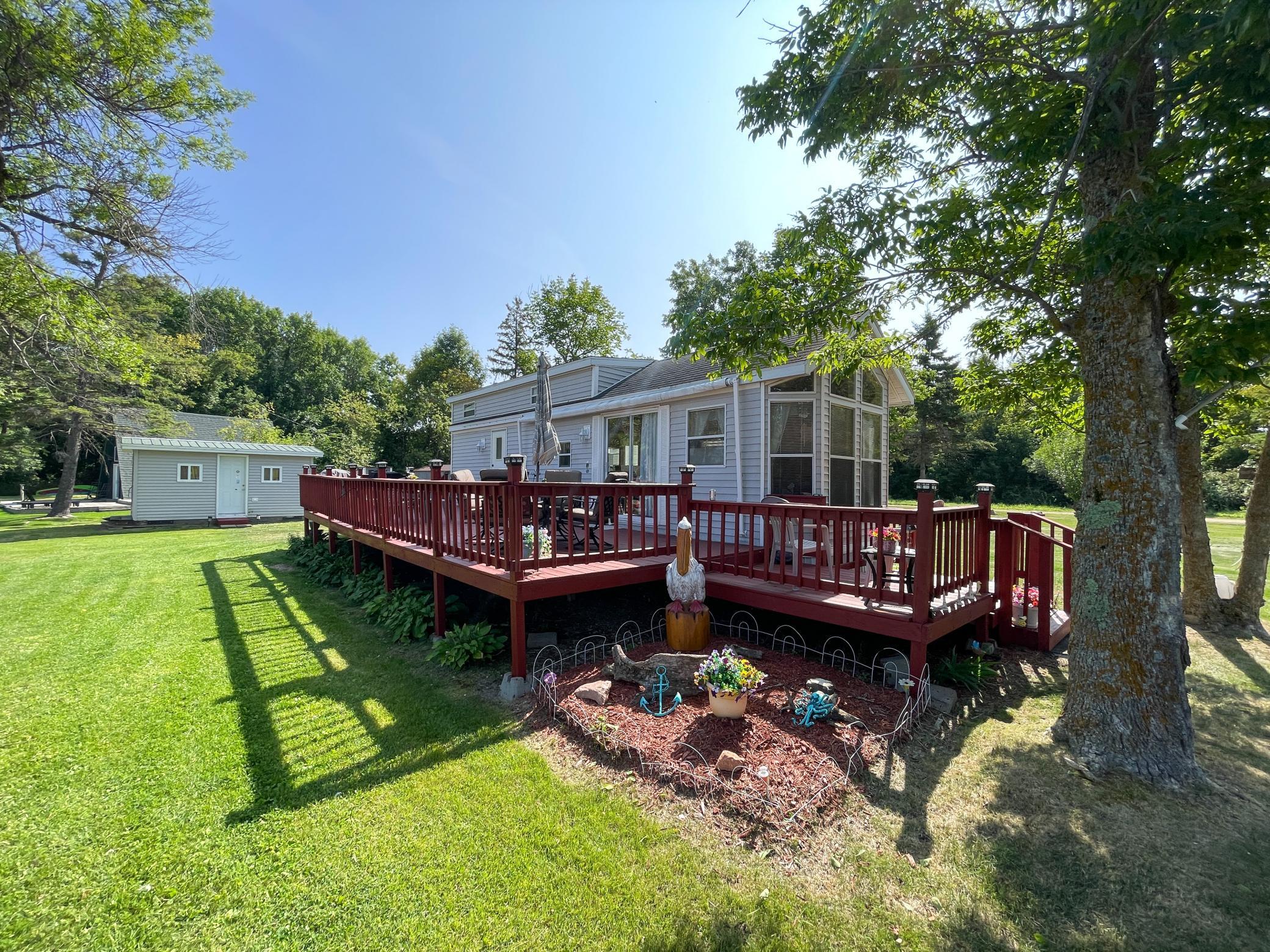 2005 single family home for sale at 21139 Joas Beach Road NE in Kelliher, MN — 1 bed, 1 bath (photo 9 of 61)