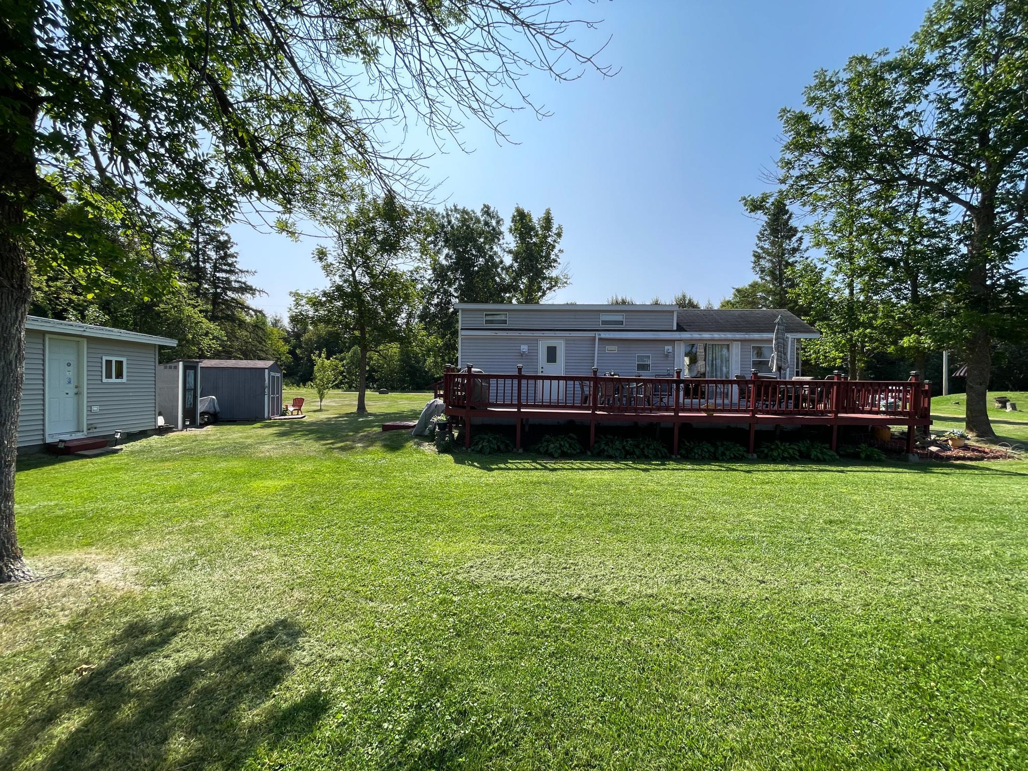 2005 single family home for sale at 21139 Joas Beach Road NE in Kelliher, MN — 1 bed, 1 bath (photo 10 of 61)