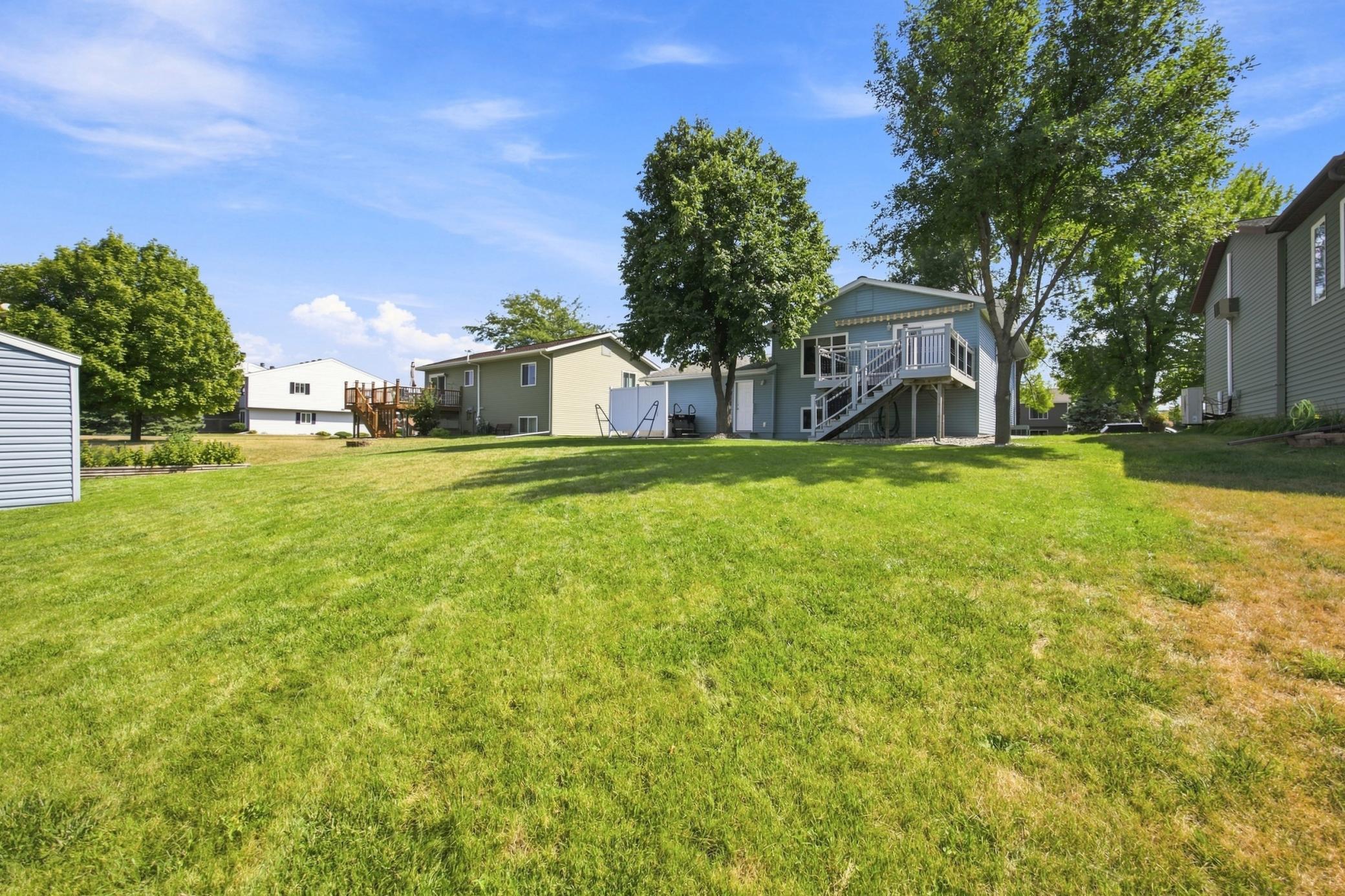 1987 single family home for sale at 2728 29th Avenue S in Moorhead, MN — 4 bed, 2 bath (photo 28 of 38)