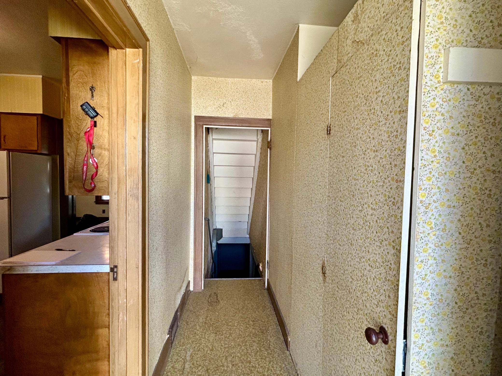 1895 single family home for sale at 214 6th Street NW in Valley City, ND — 3 bed, 3 bath (photo 25 of 31)