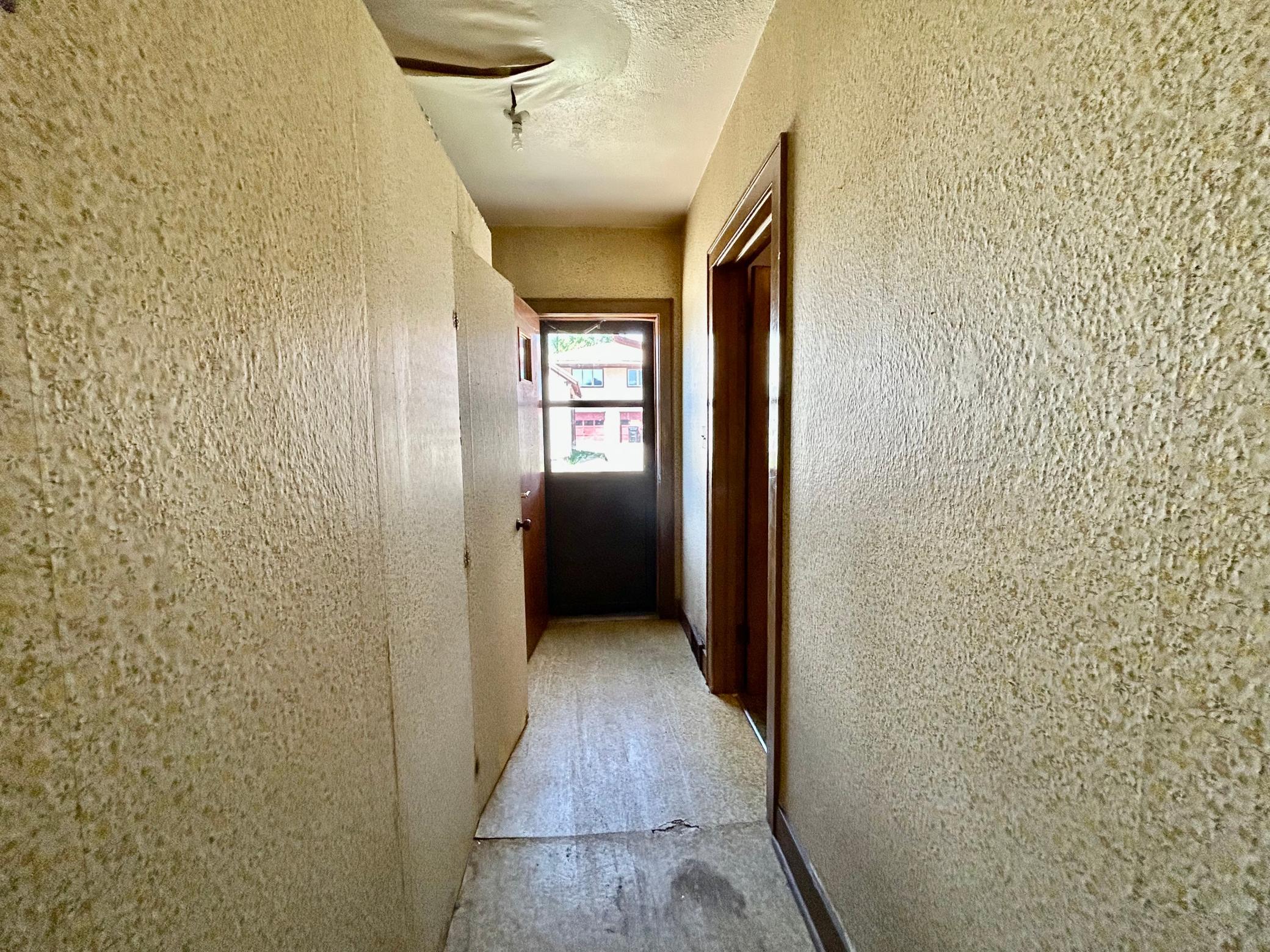 1895 single family home for sale at 214 6th Street NW in Valley City, ND — 3 bed, 3 bath (photo 26 of 31)
