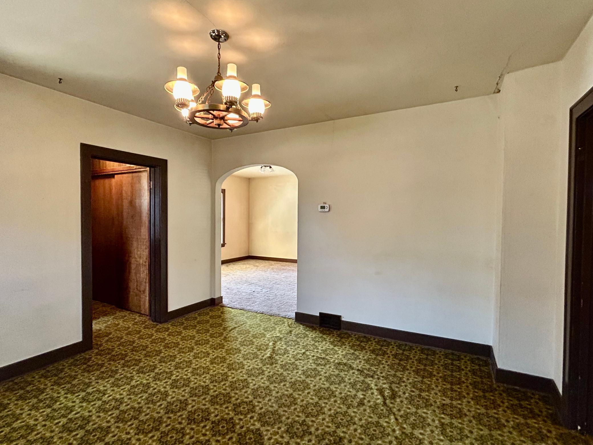 1895 single family home for sale at 214 6th Street NW in Valley City, ND — 3 bed, 3 bath (photo 8 of 31)