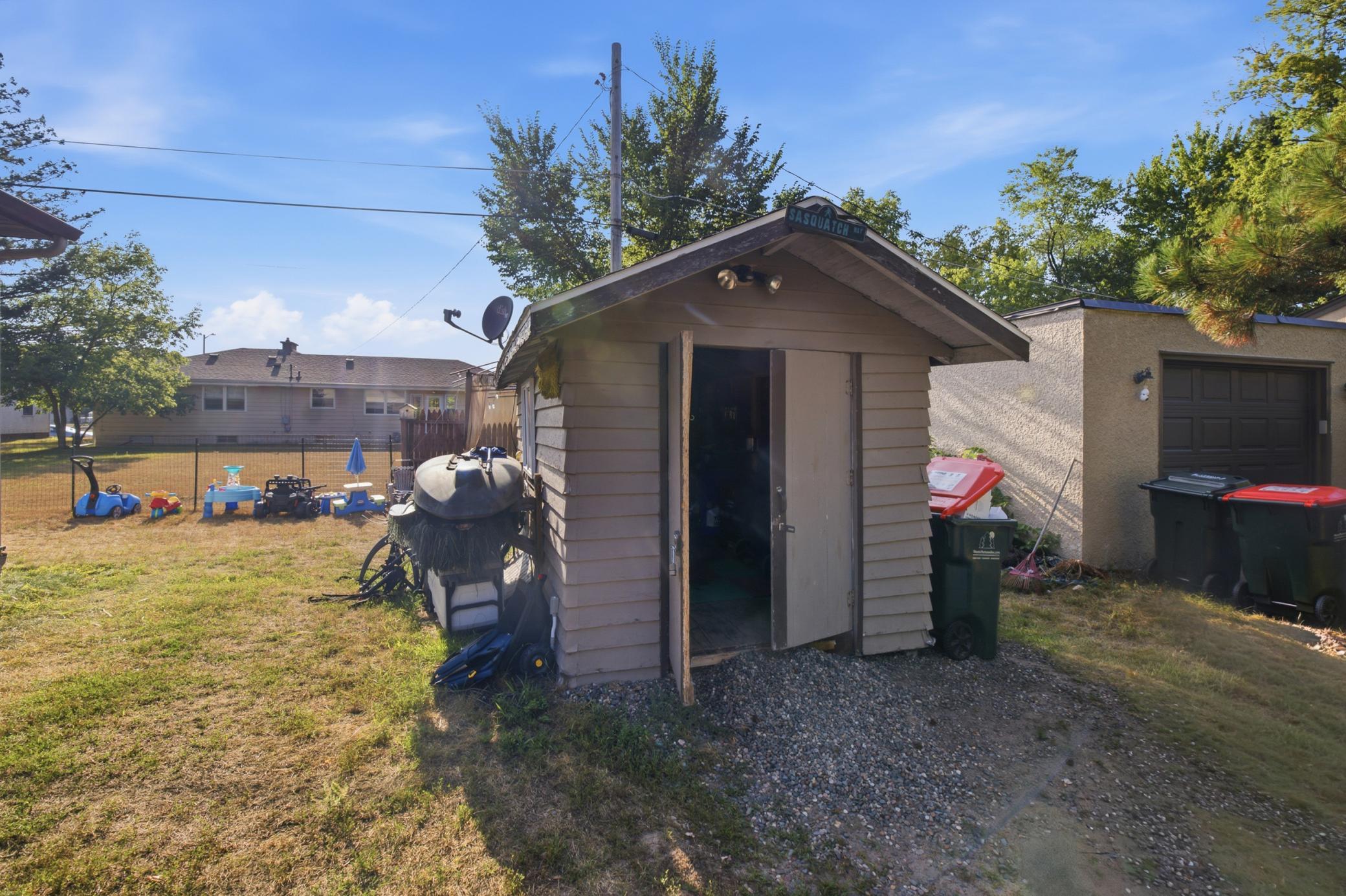 1946 single family home for sale at 1023 8th Avenue NE in Brainerd, MN — 2 bed, 1 bath (photo 18 of 34)